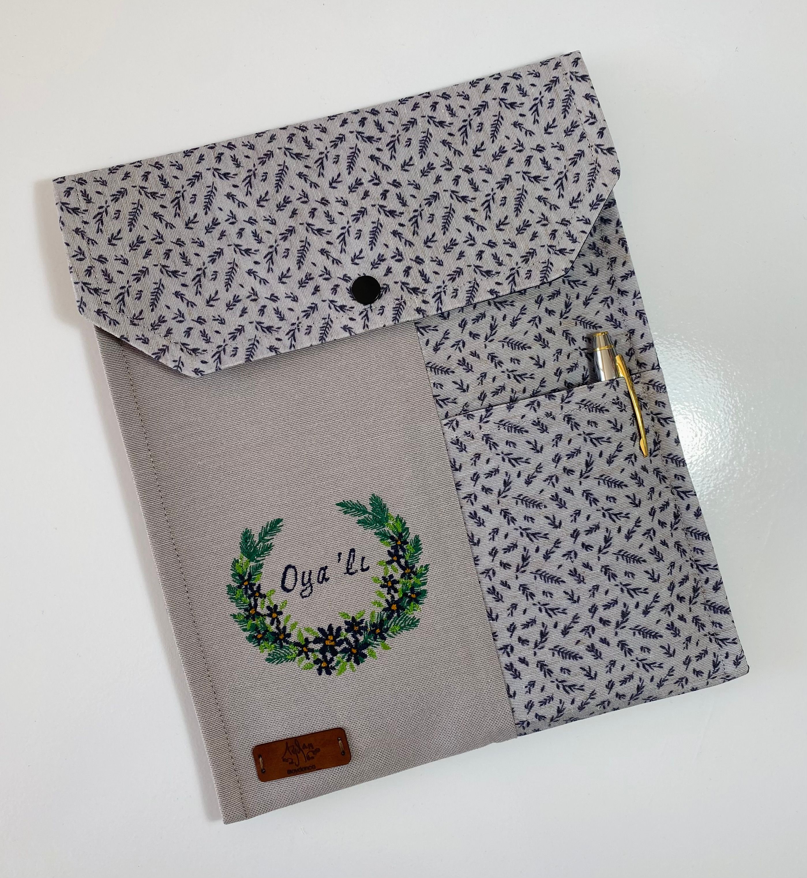 Çelenk Nakışlı Kitap-Tablet Kılıfı