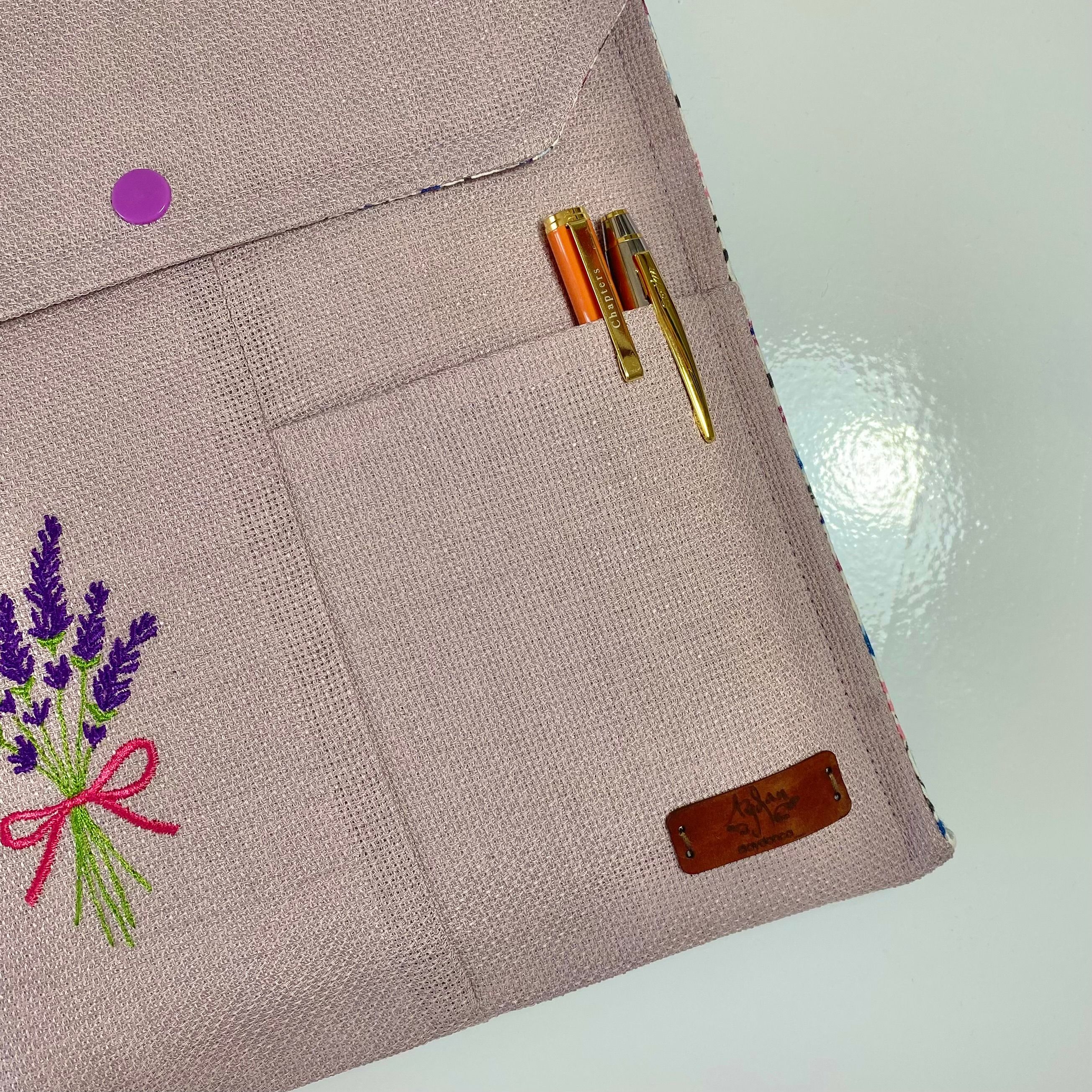 Lavanta Nakışlı Kitap-Tablet Kılıfı