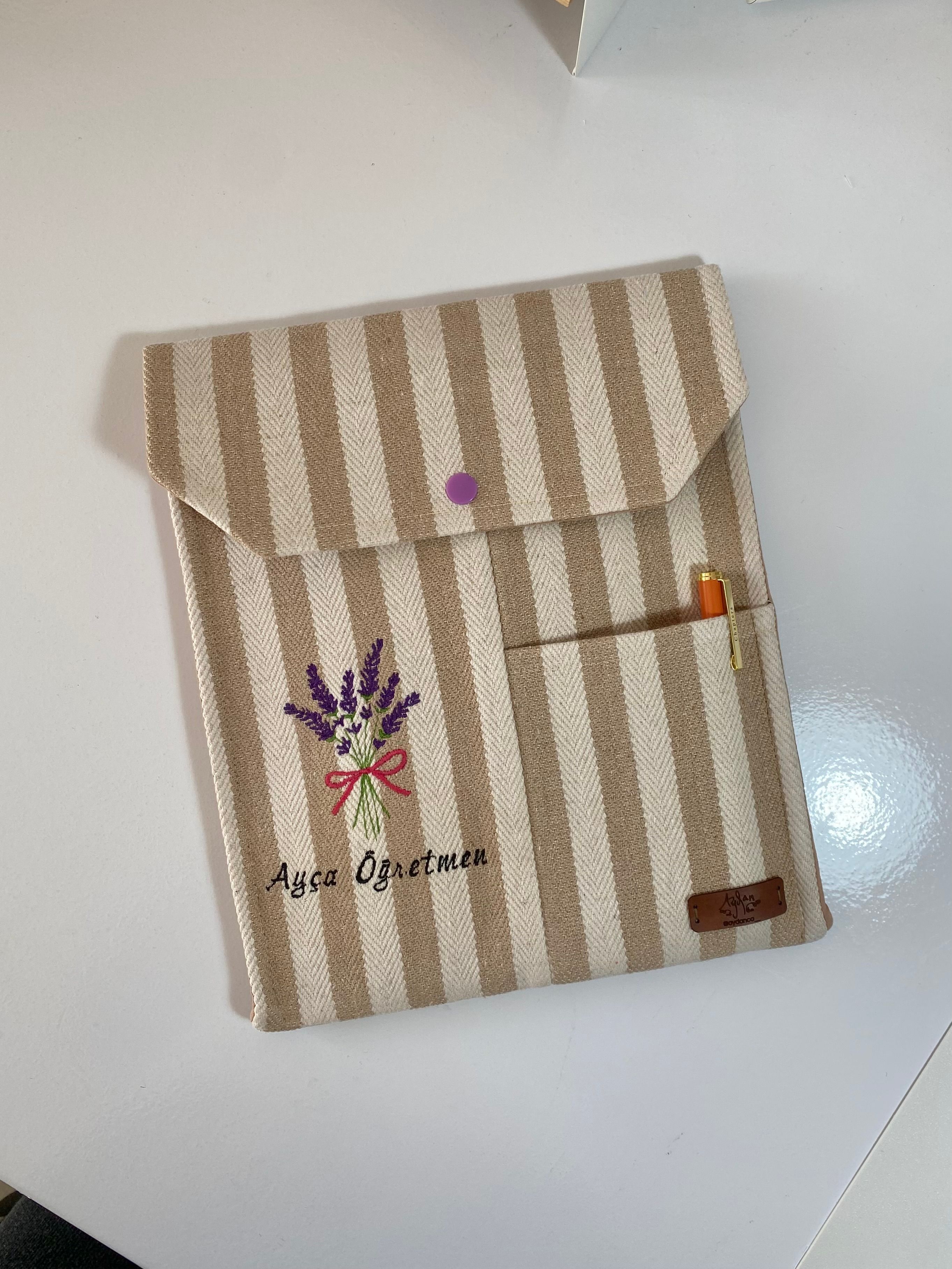 Lavanta Nakışlı Kitap-Tablet Kılıfı