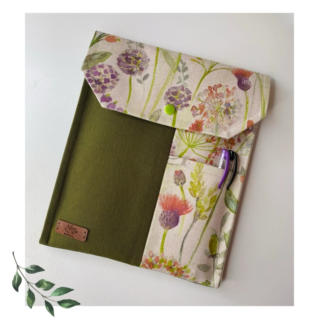 Çiçek Desenli Kitap-Tablet Kılıfı