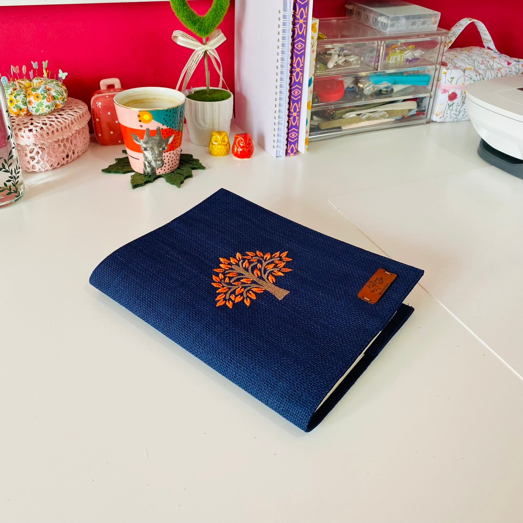 Ağaç Nakışlı Kitap & Tablet Kılıfı