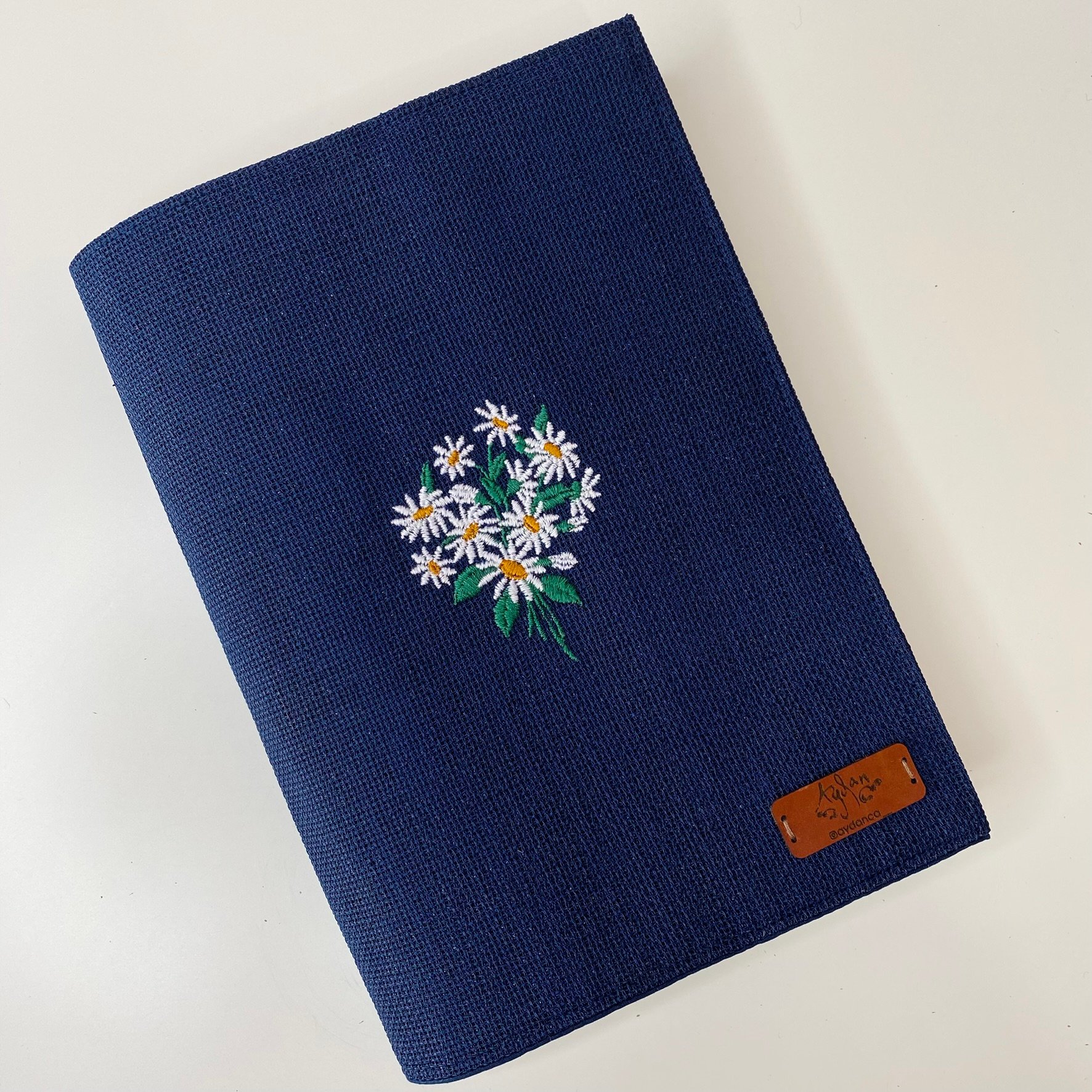 Papatya Nakışlı Kitap & Tablet Kılıfı