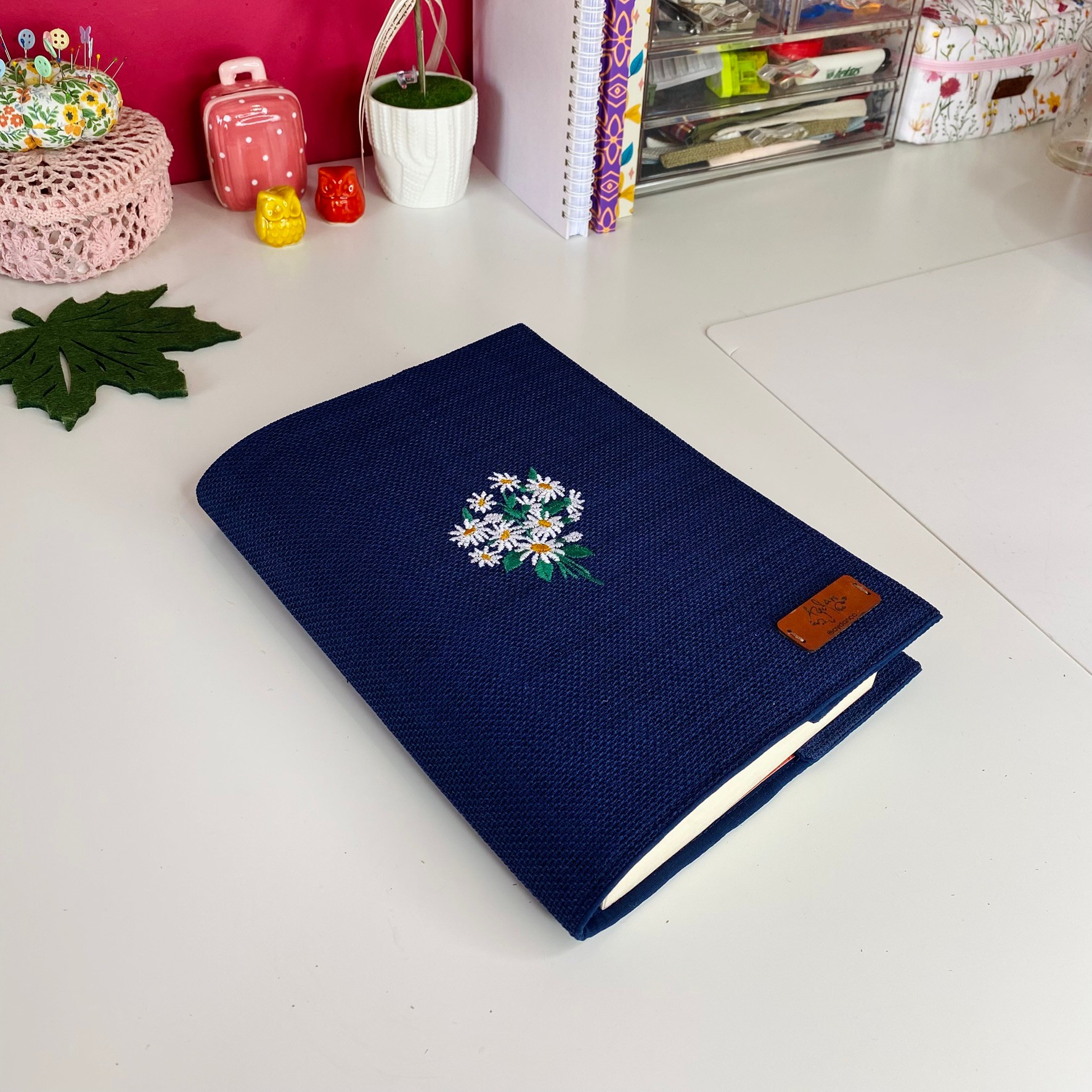 Papatya Nakışlı Kitap & Tablet Kılıfı