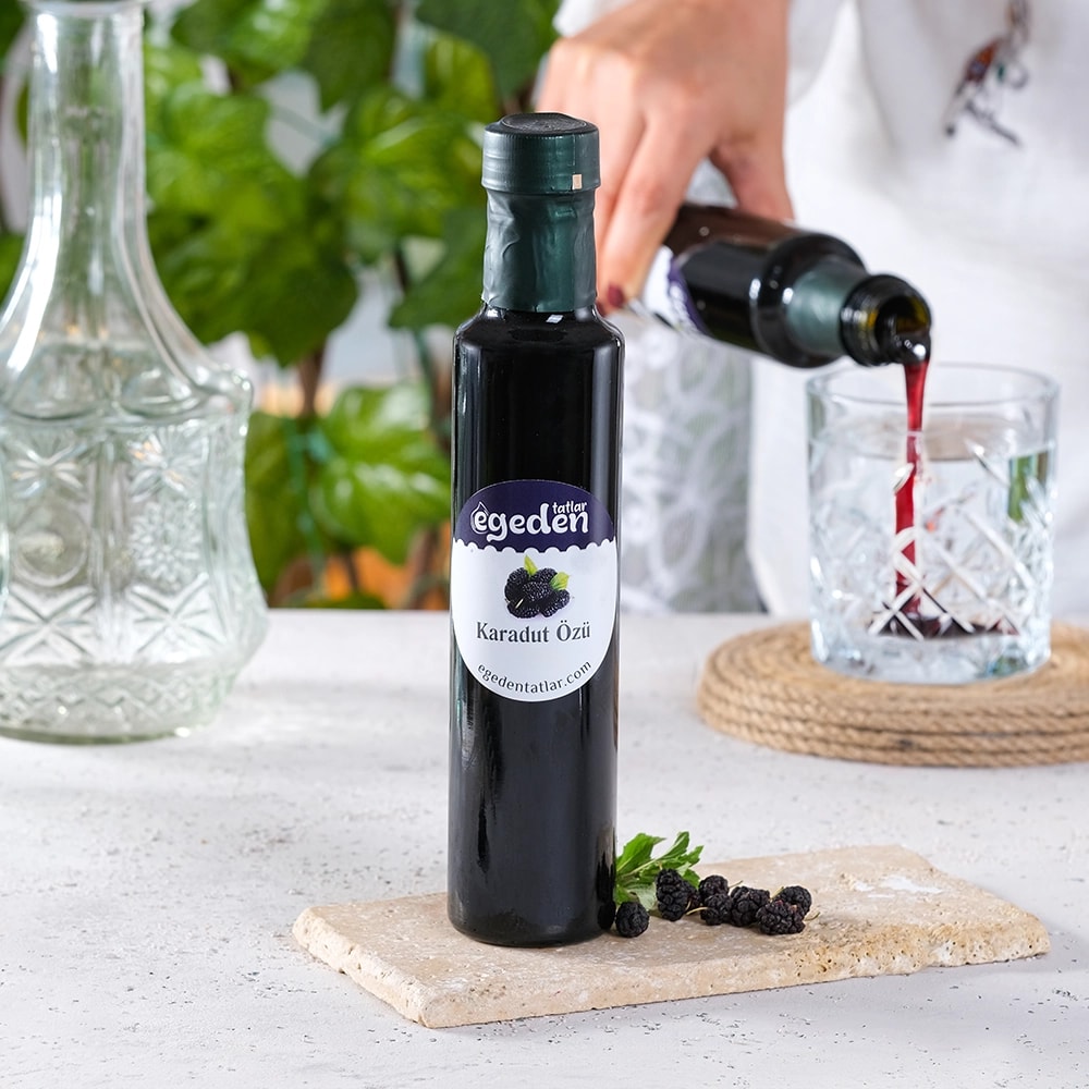 Doğal Karadut Özü 700ml.