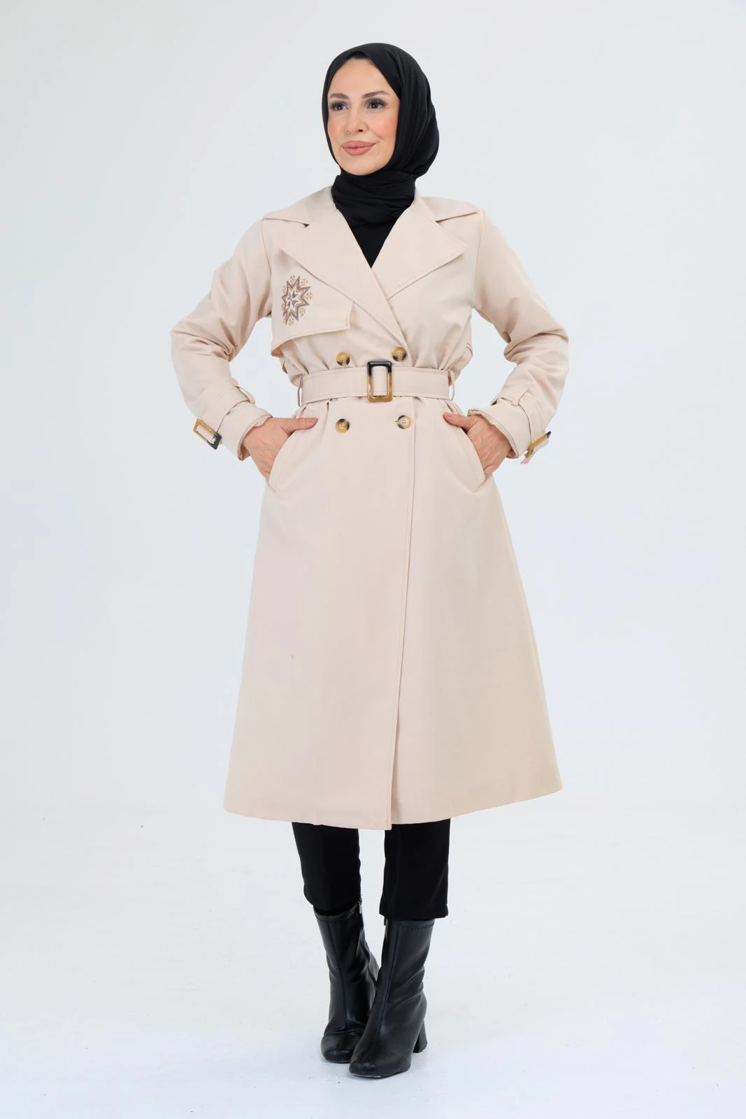 NAKIŞ DETAYLI TRENÇKOT