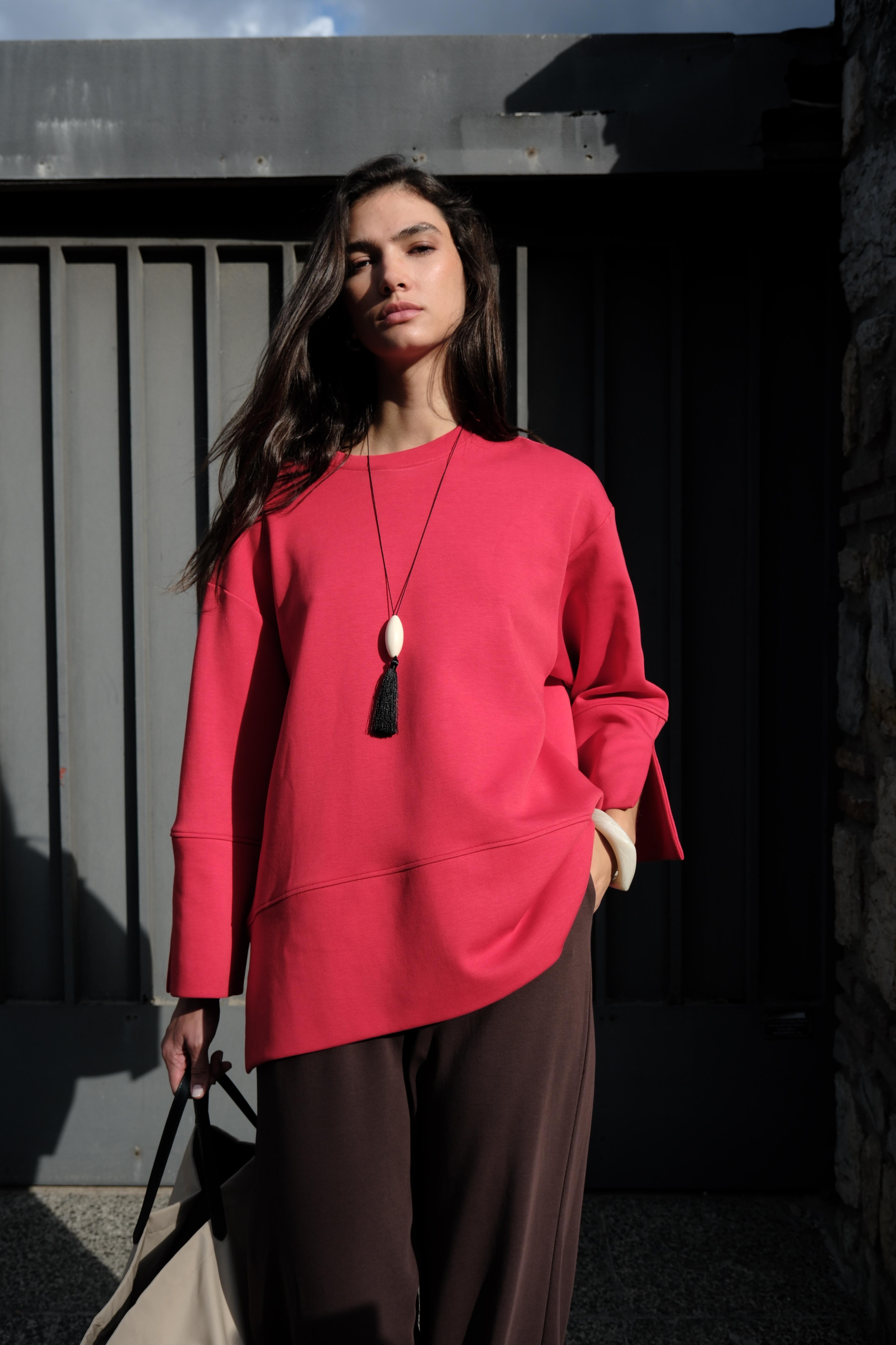 MANŞETLİ KIRMIZI SWEAT