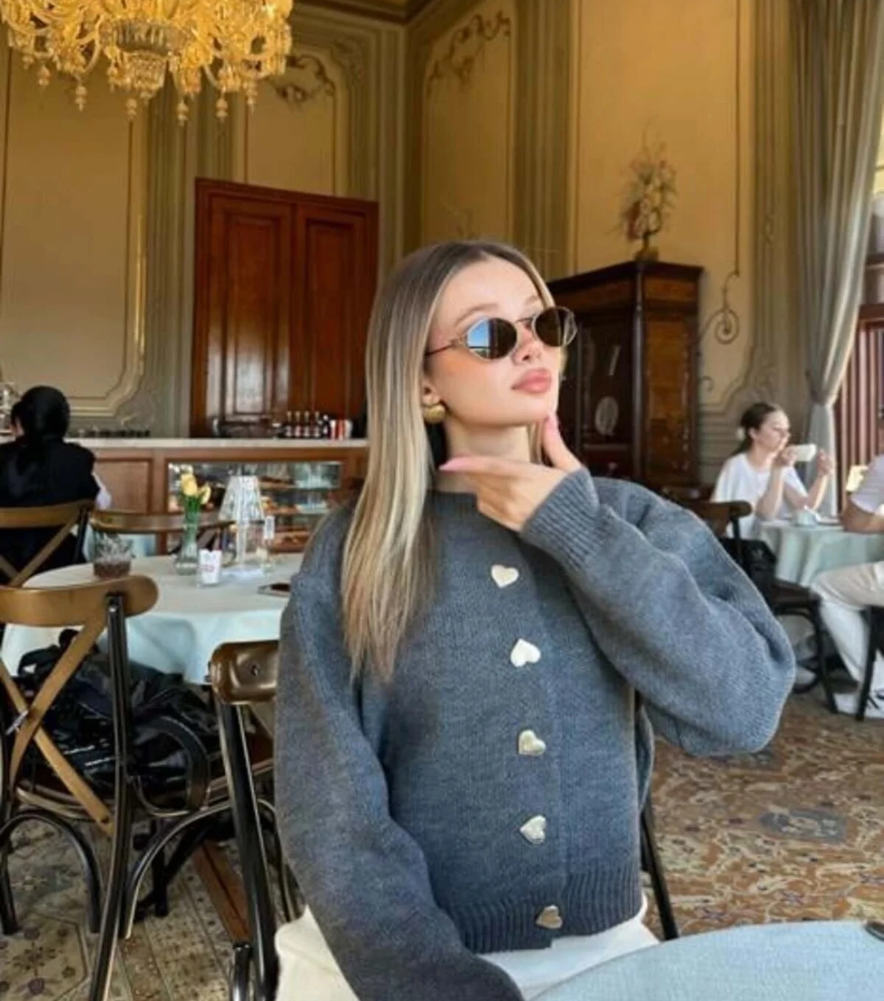 kalp Düğmeli Hırka