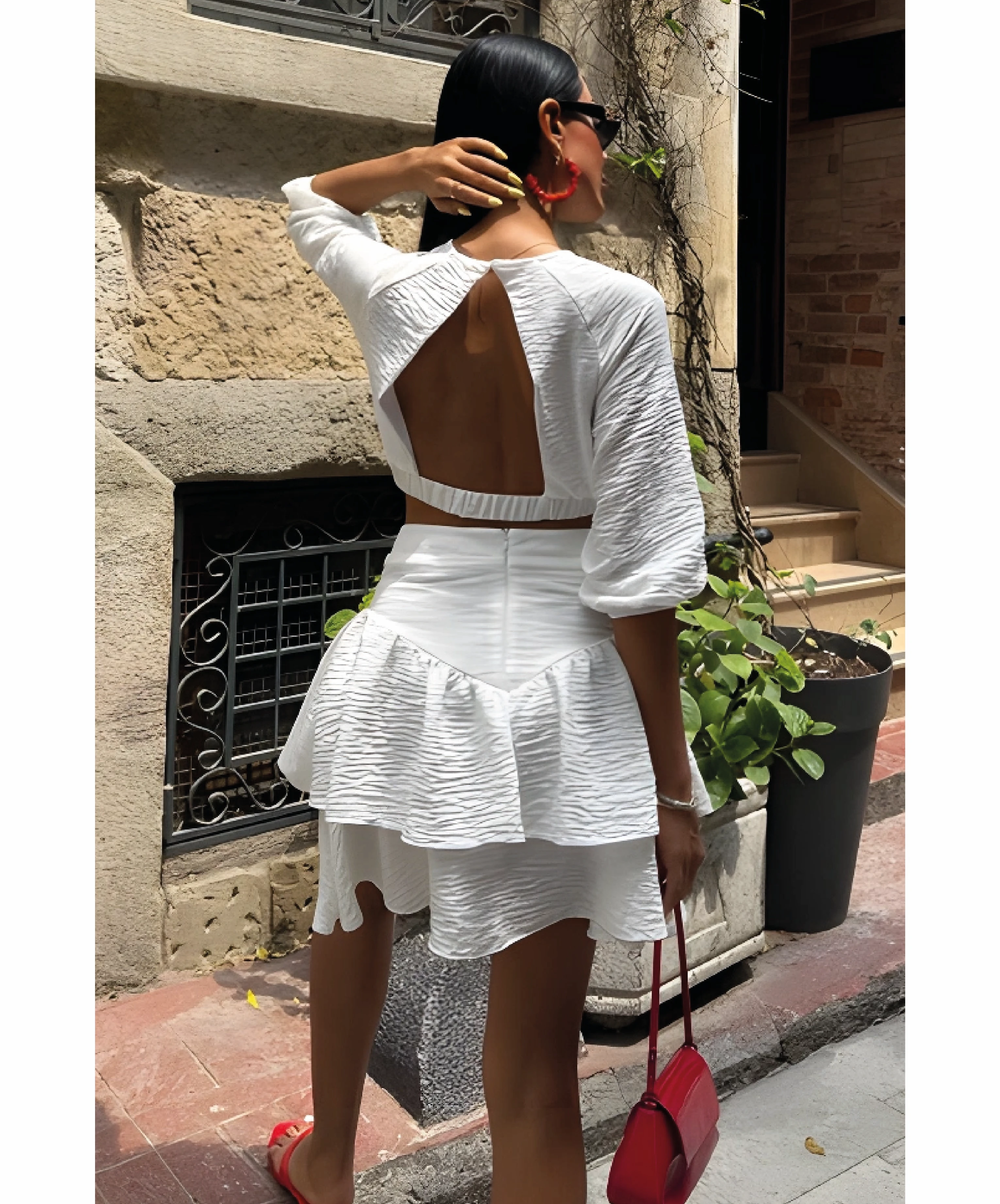 Crop Bluz ve Kat Kat Etekli Takım