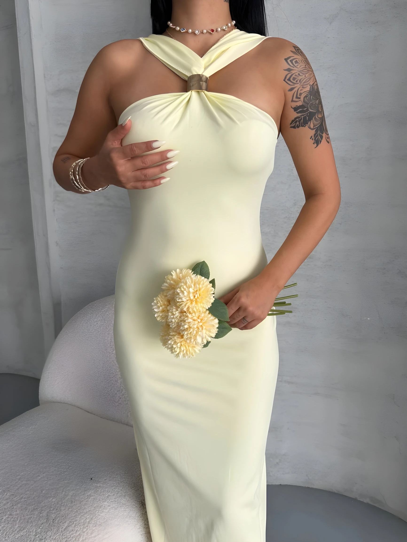  Aksesuarlı Çapraz Yaka Midi Elbise - Sarı