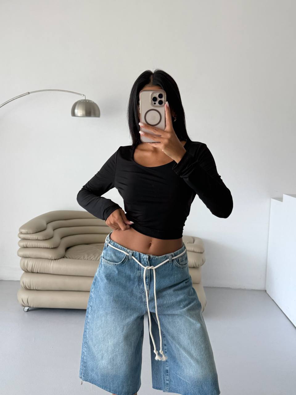  Kare Yaka Kısa Bluz