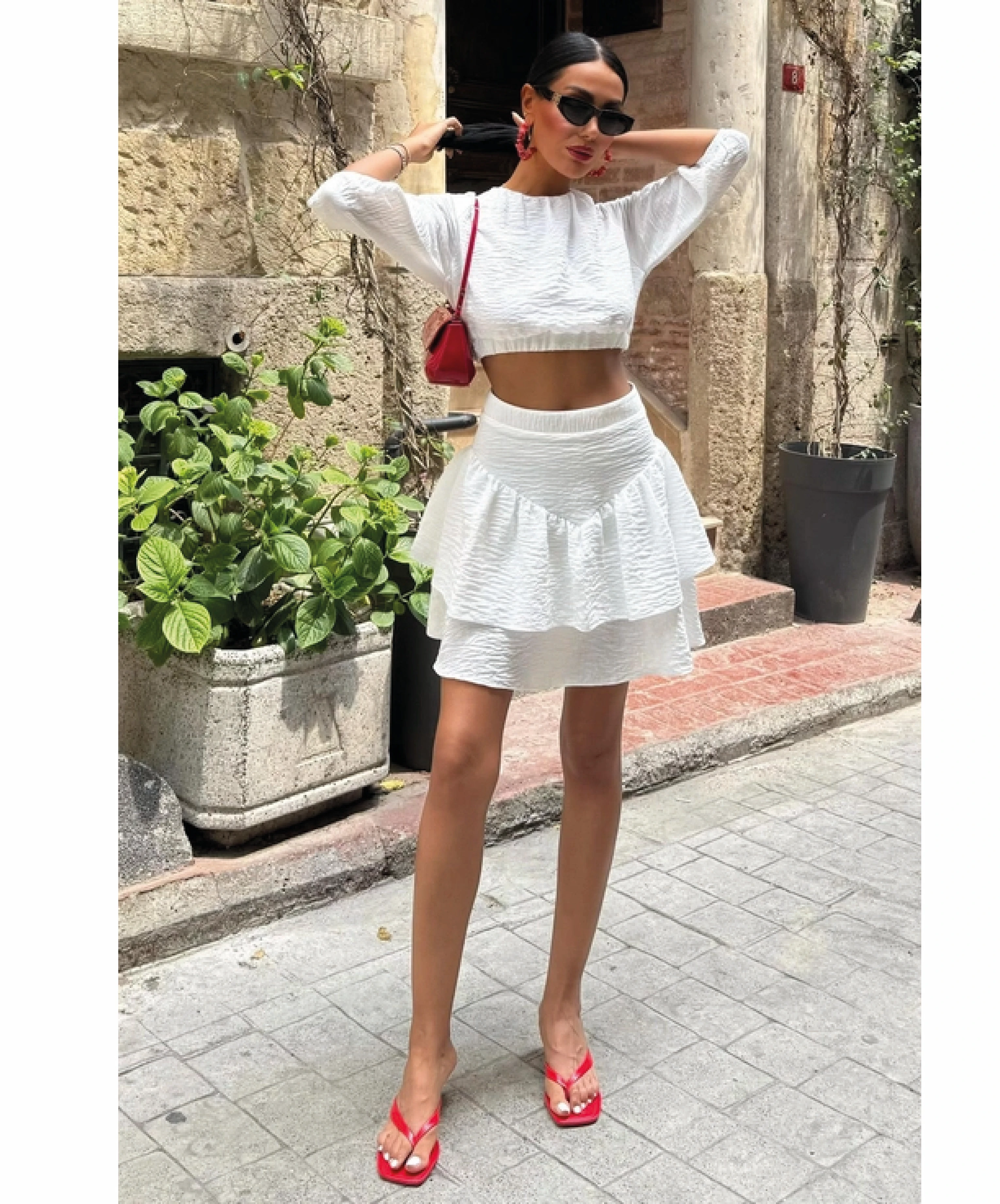 Crop Bluz ve Kat Kat Etekli Takım