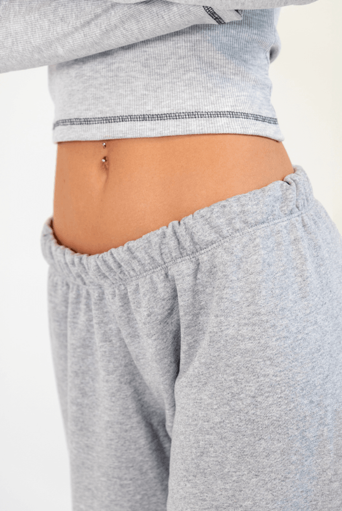 LOW-RISE GREY SWEATPANTS