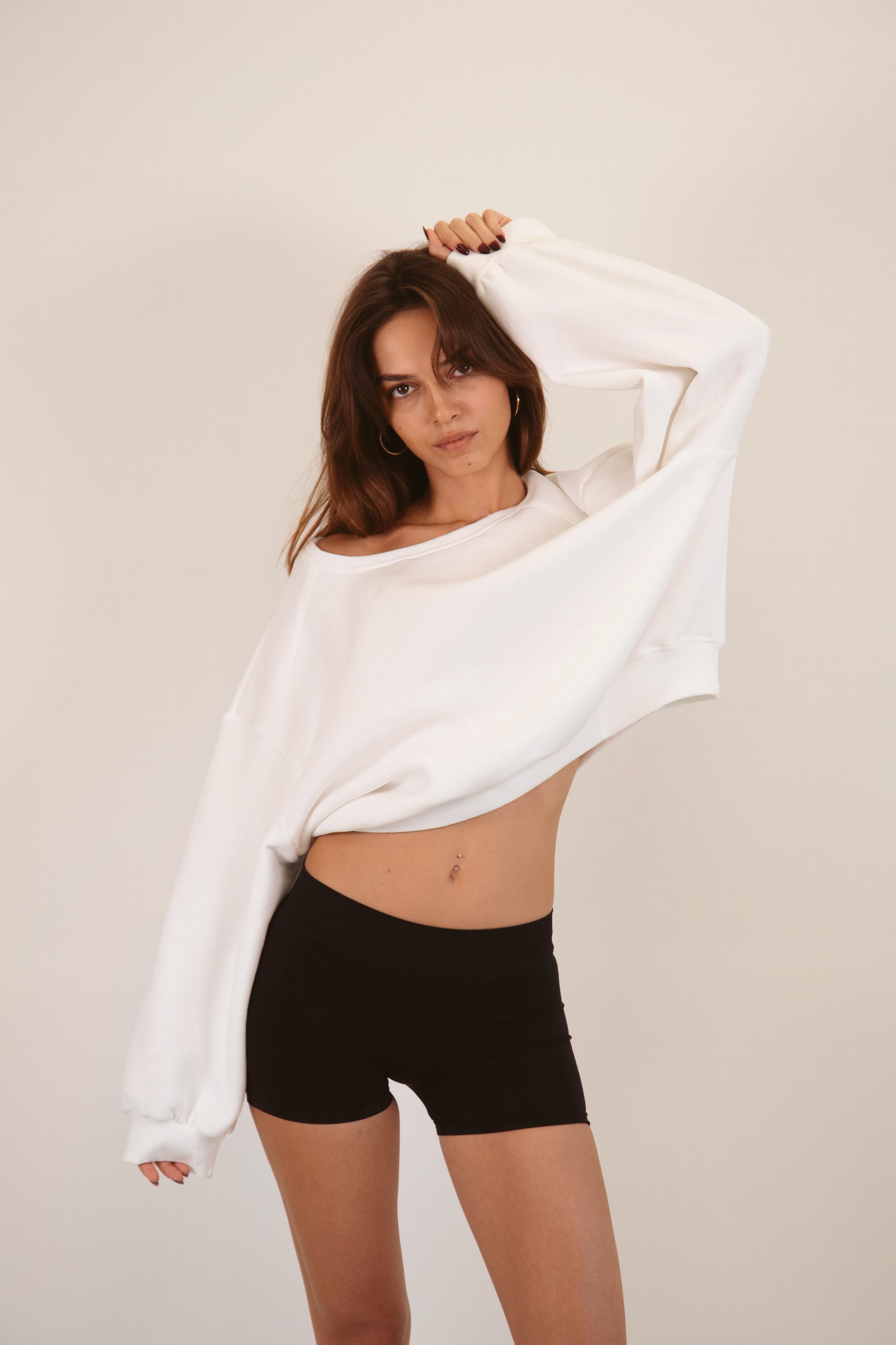 COTTON  BASIC SWEATSHIRT