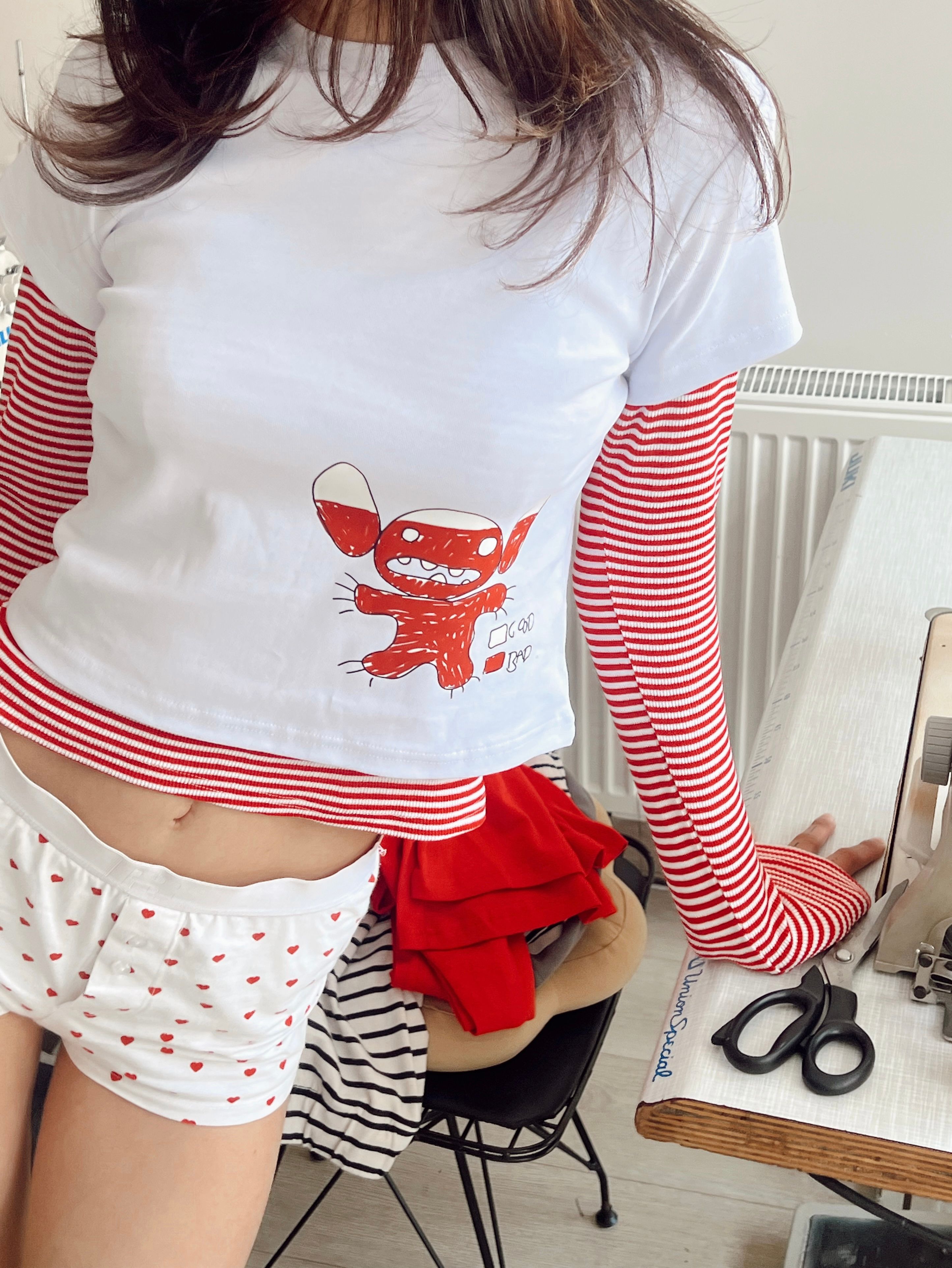 RED STRIPED TOP