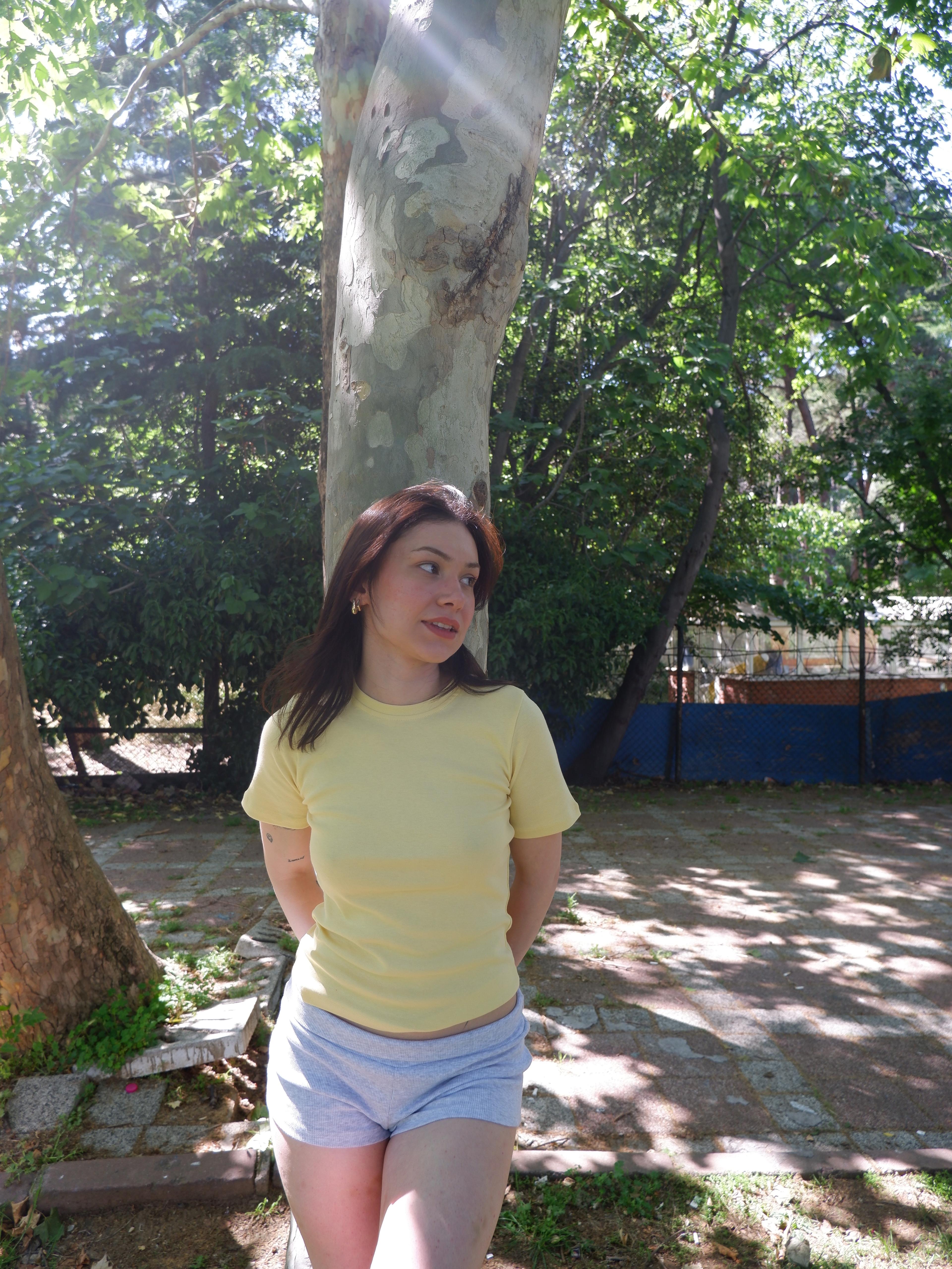BASIC TSHIRT - Baby Yellow
