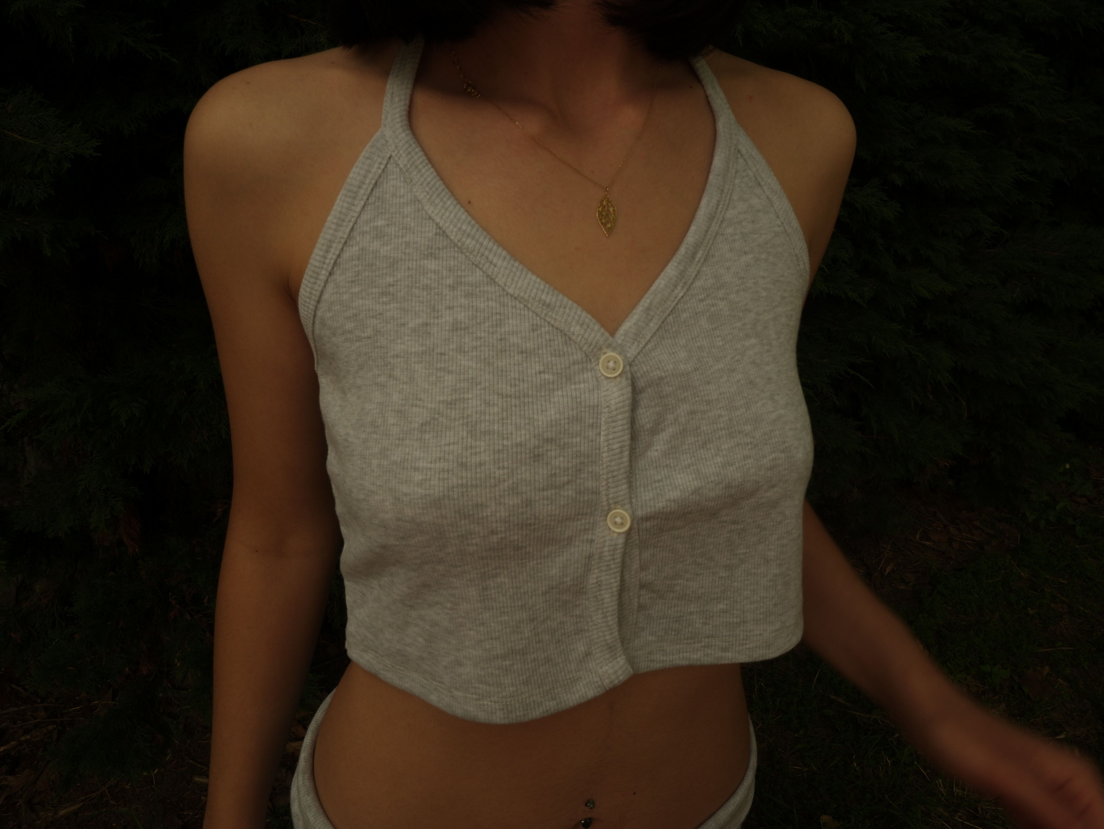 MONROE HALTER TOP