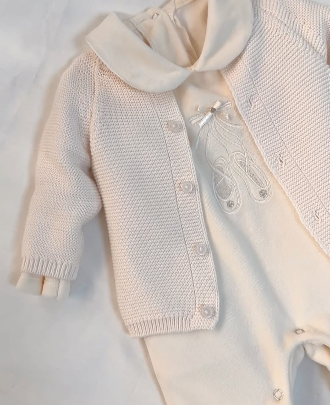 Kız Bebek Hırka-Tulum Takım