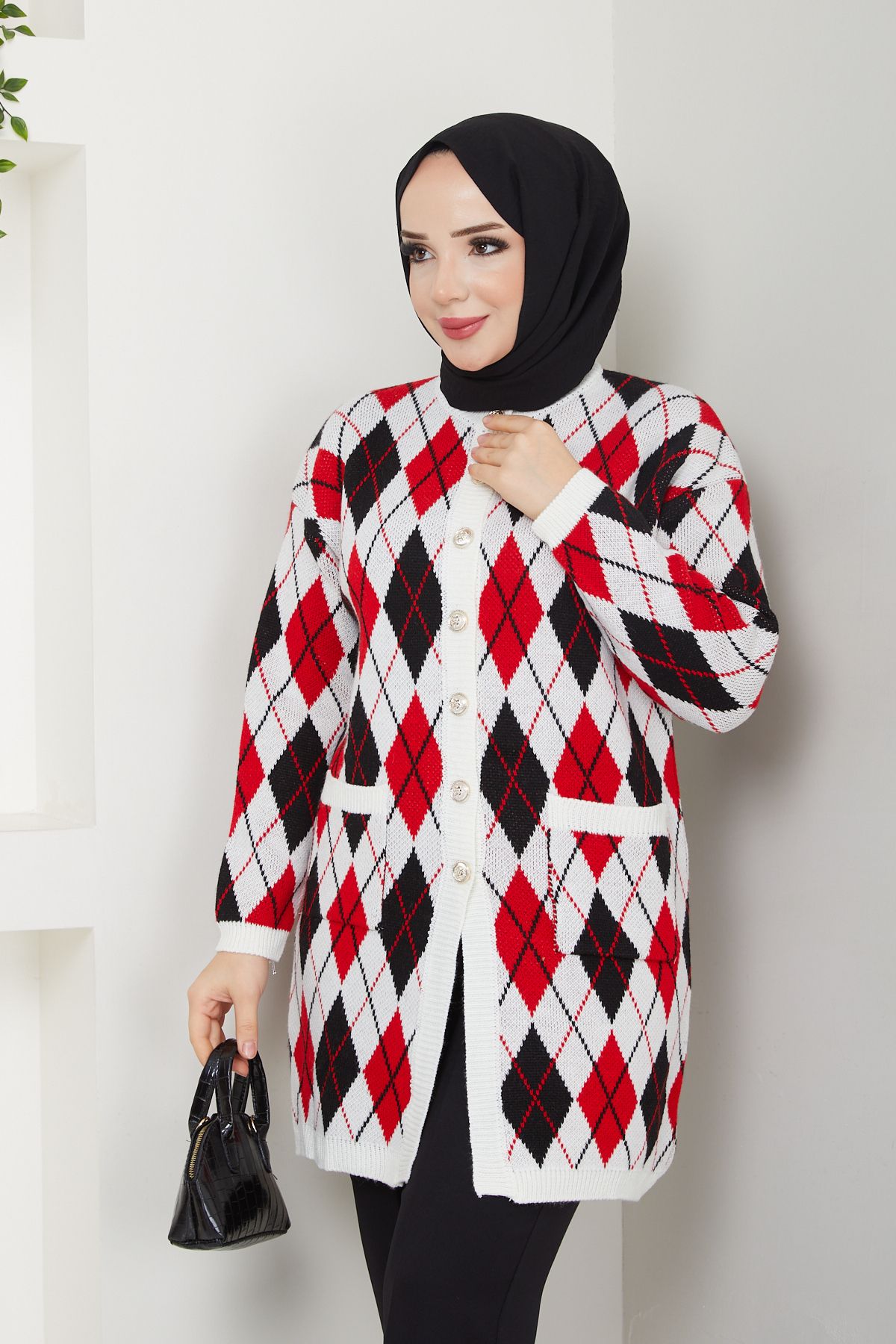 Kadın Kareli Cepli Düğme Kapamalı Triko Hırka