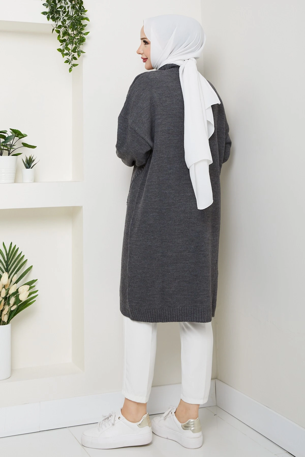 Kadın Yarım Balıkçı Yaka Örgü Detaylı Triko Tunik