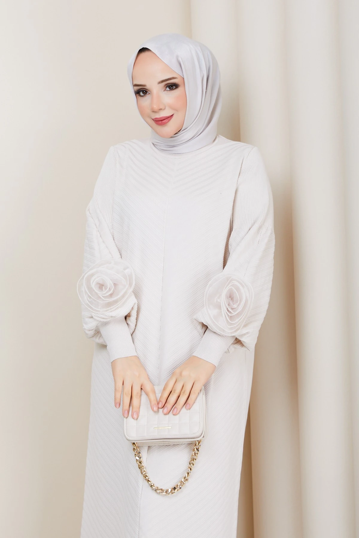 Kadın Kolu Gül Detaylı Merserize Triko Elbise