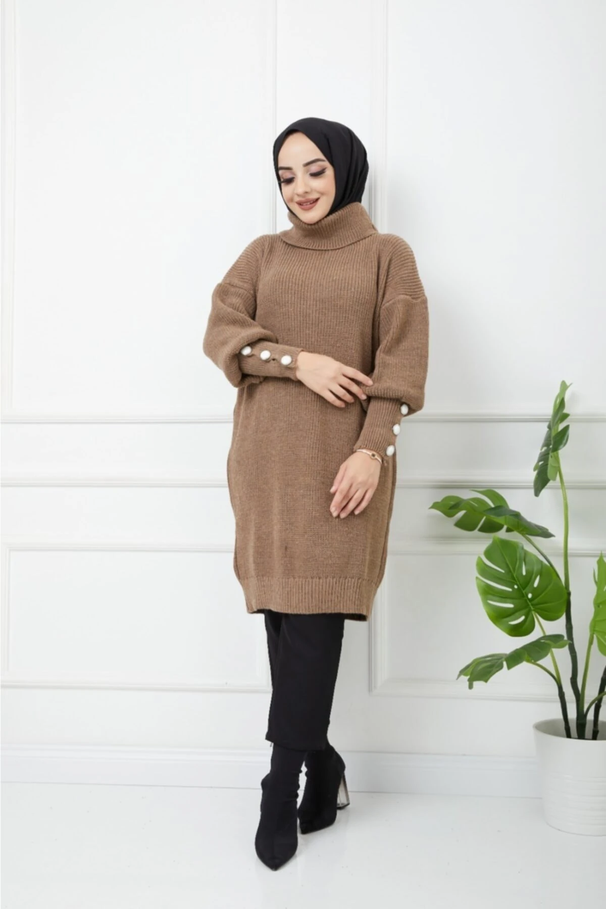 Kadın Kahverengi Boğazlı Triko Kazak