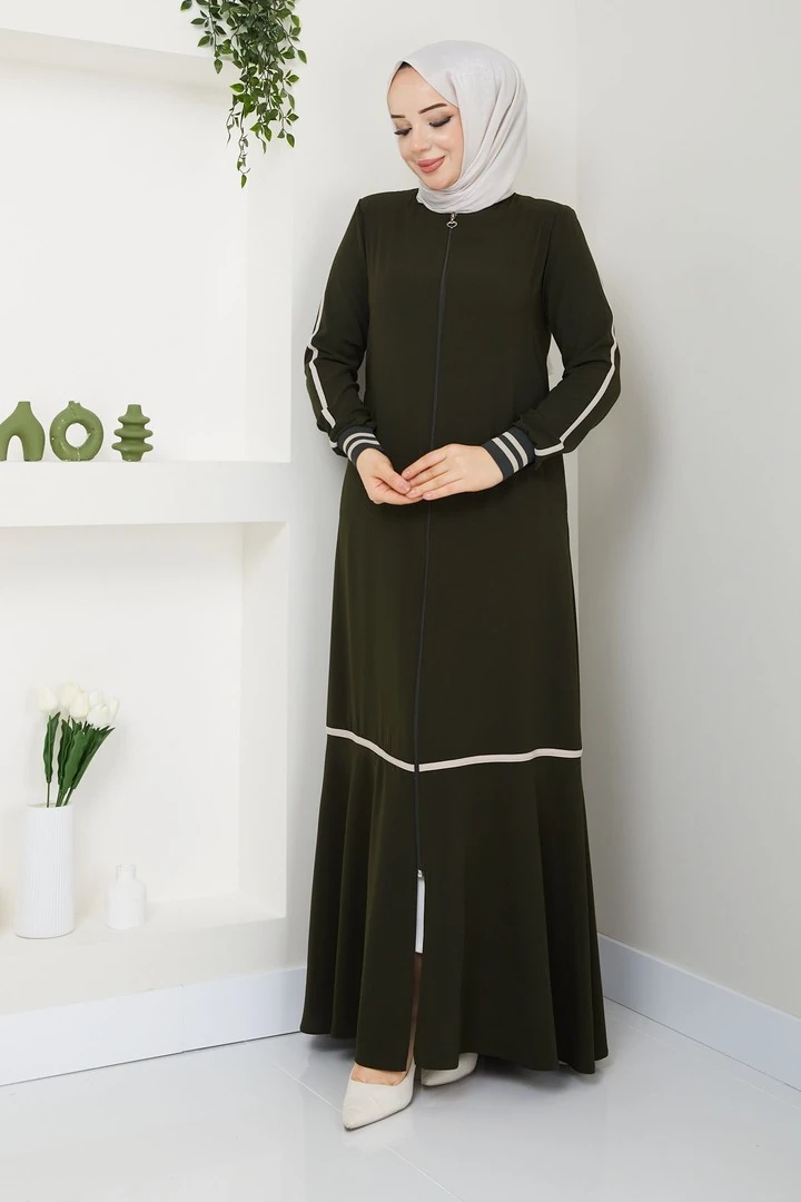 Kadın Şerit Detaylı Spor Kap Ferace