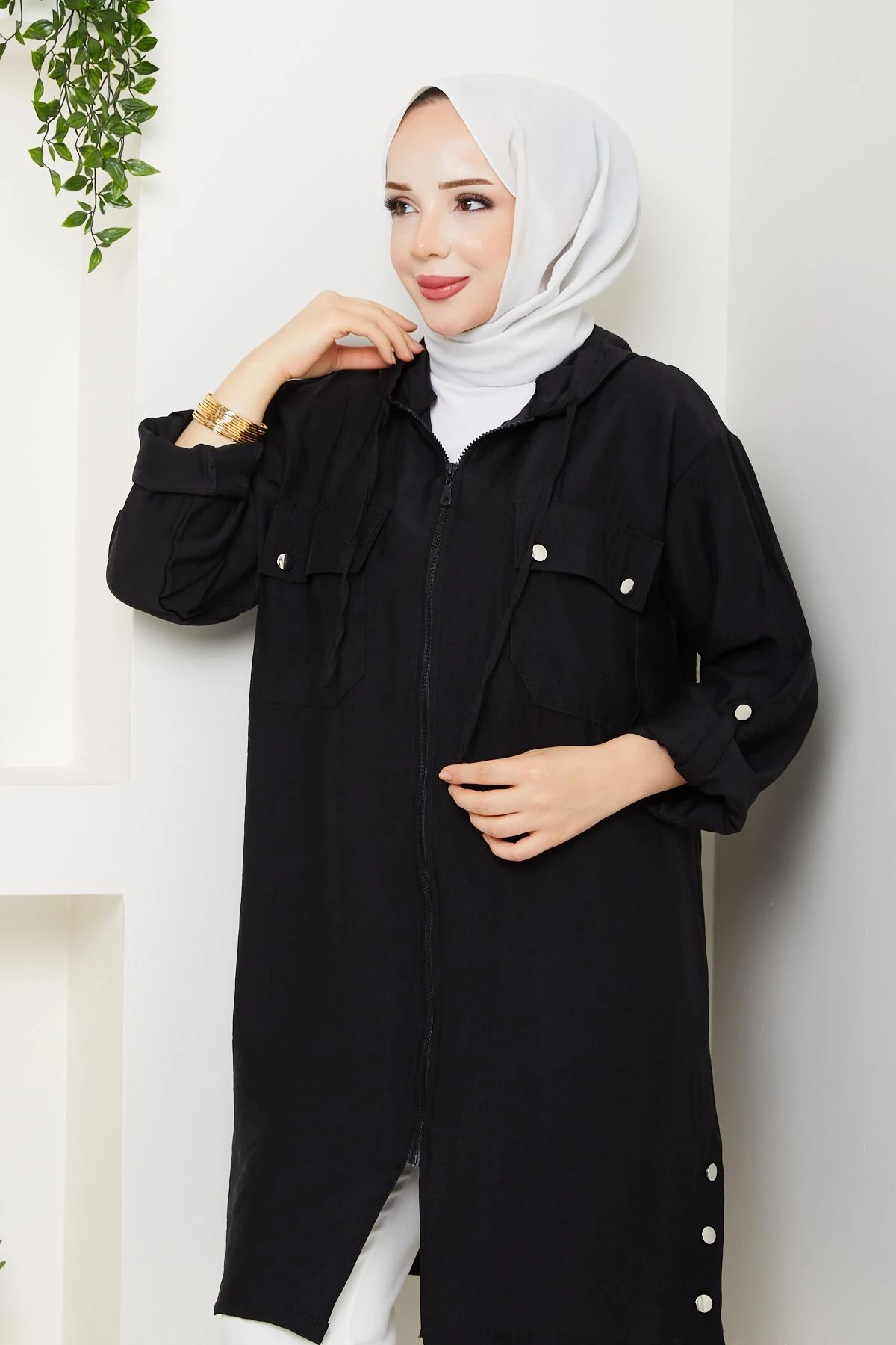 Kadın Üst Cepli Kapüşonlu Giy Çık Kap