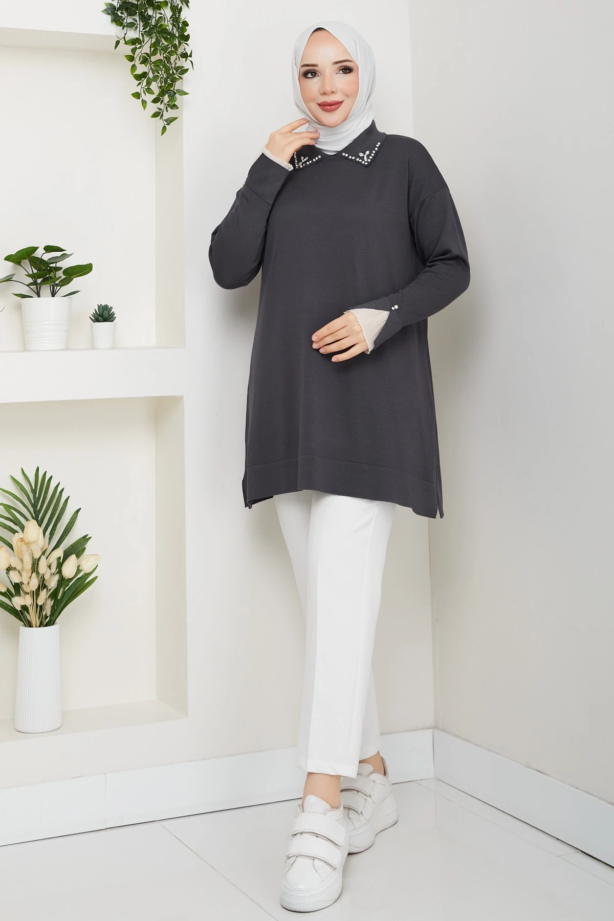 Kadın Kol Ağzı Dantel Detaylı Merserize Triko Tunik