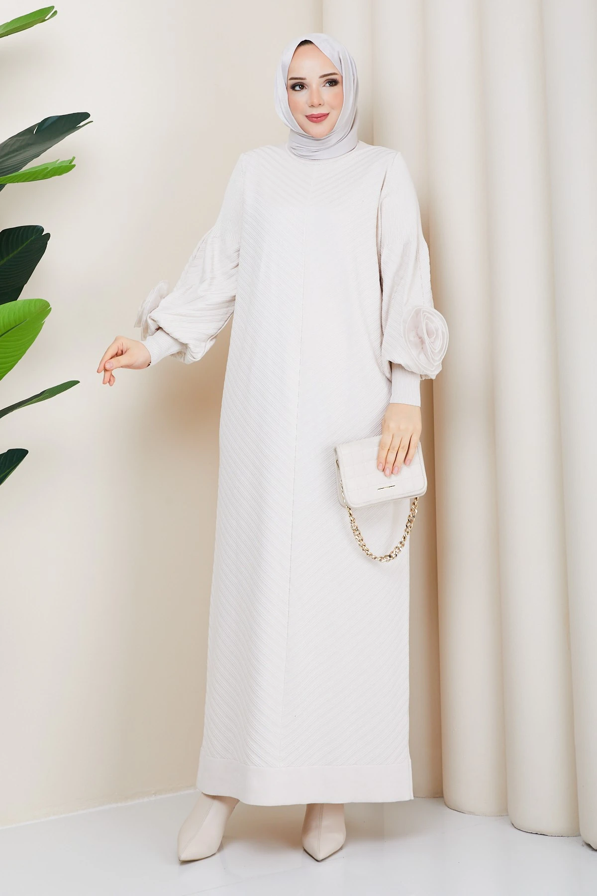 Kadın Kolu Gül Detaylı Merserize Triko Elbise