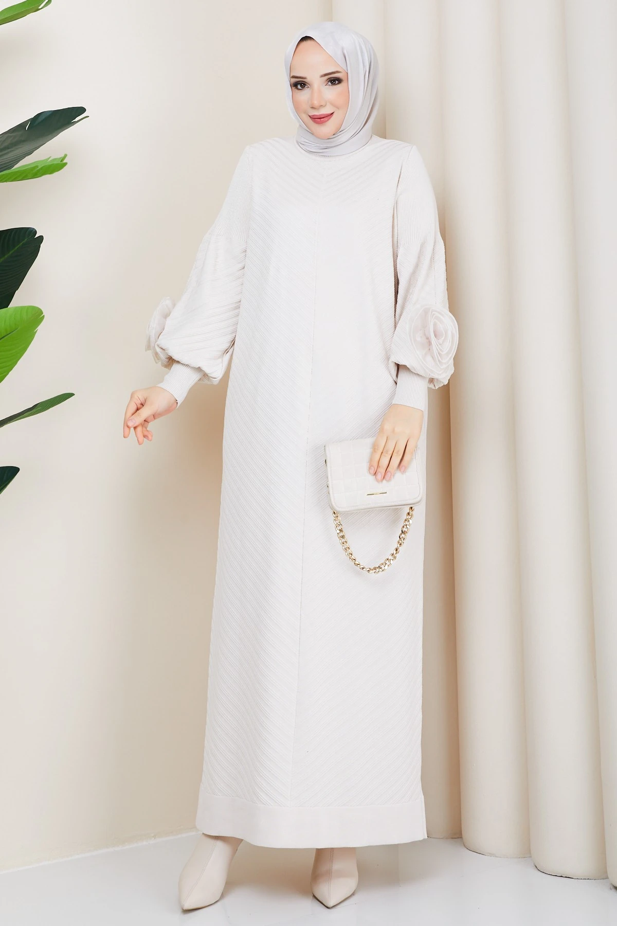 Kadın Kolu Gül Detaylı Merserize Triko Elbise