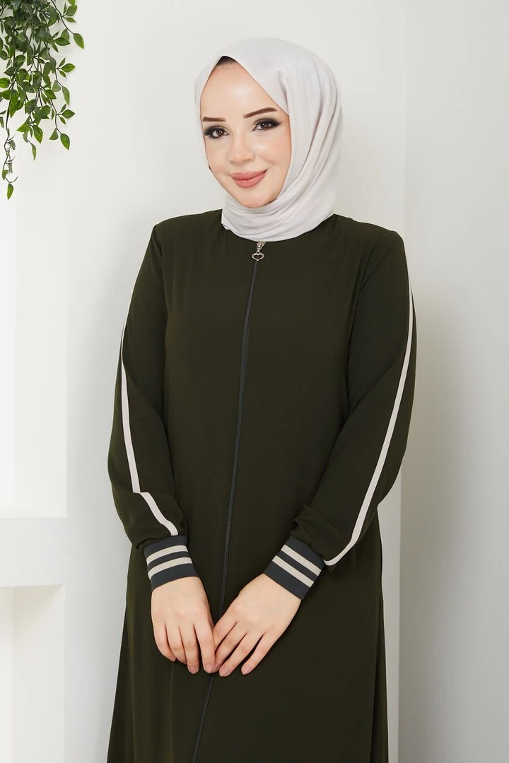 Kadın Şerit Detaylı Spor Kap Ferace