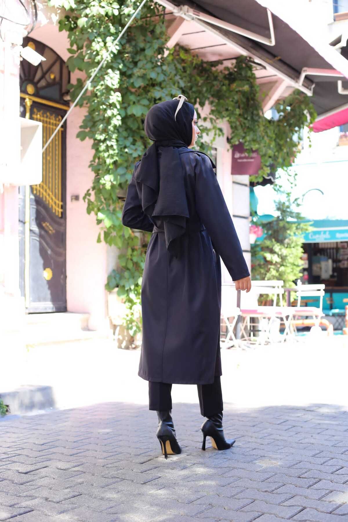 Kadın Kuşaklı Cepli Trençkot Haki