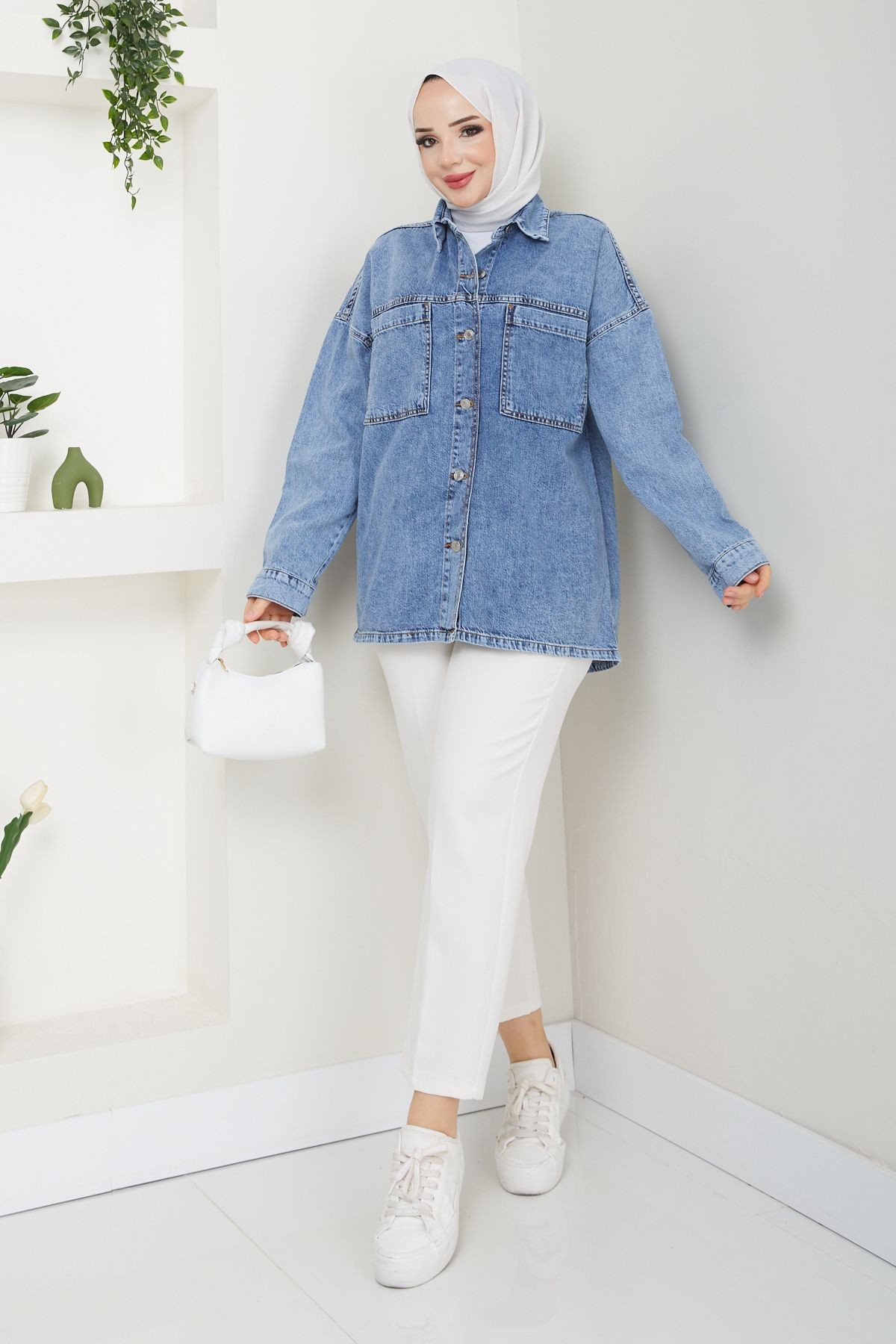 Kadın Oversize Mavi Denim Kot Gömlek Ceket