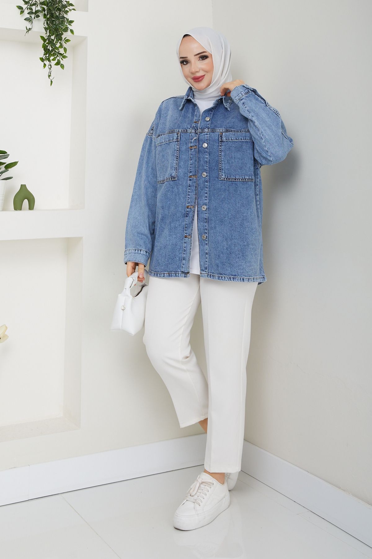 Kadın Oversize Mavi Denim Kot Gömlek Ceket