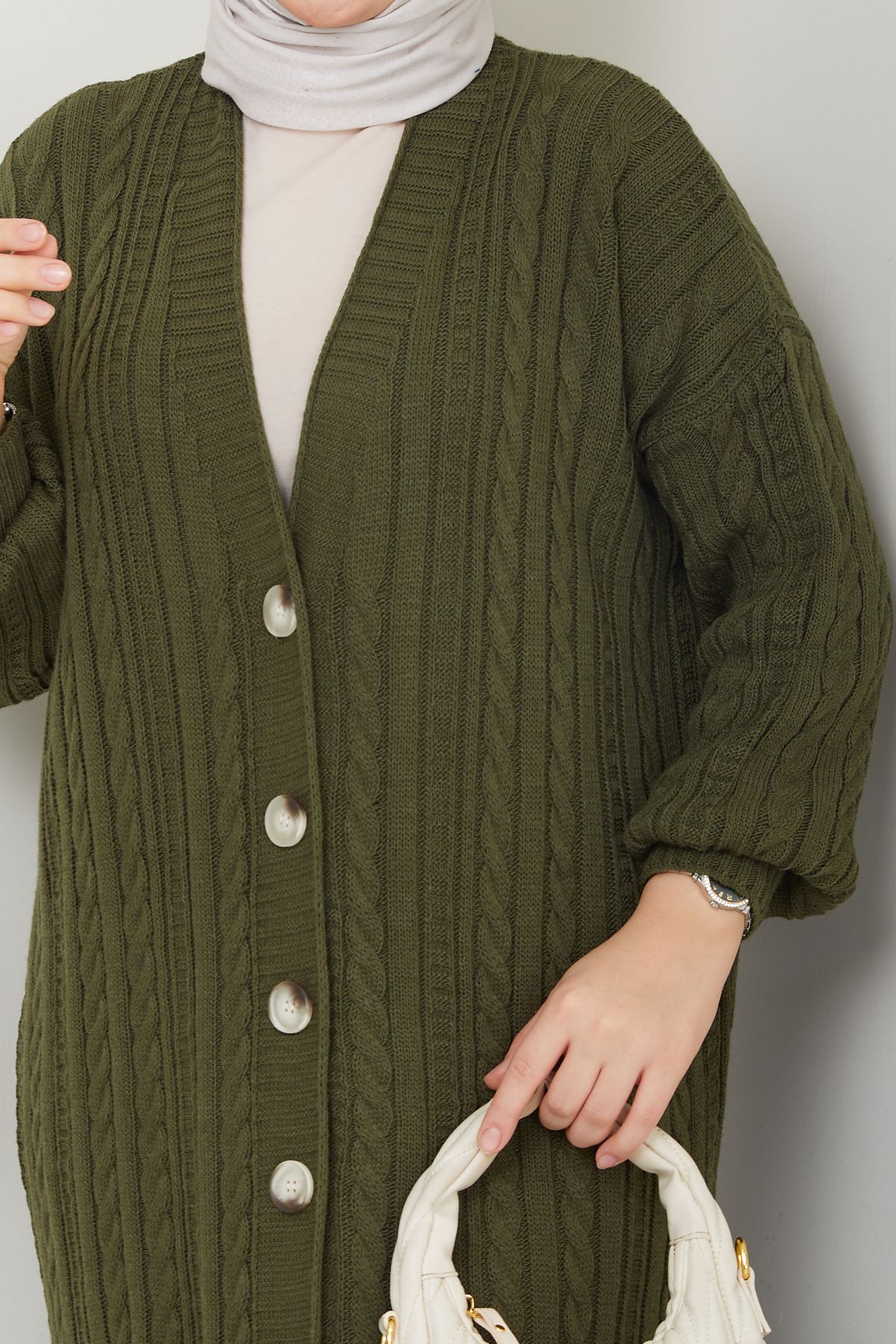 Kadın Balon Kol Düğme Kapamalı Uzun Triko Hırka