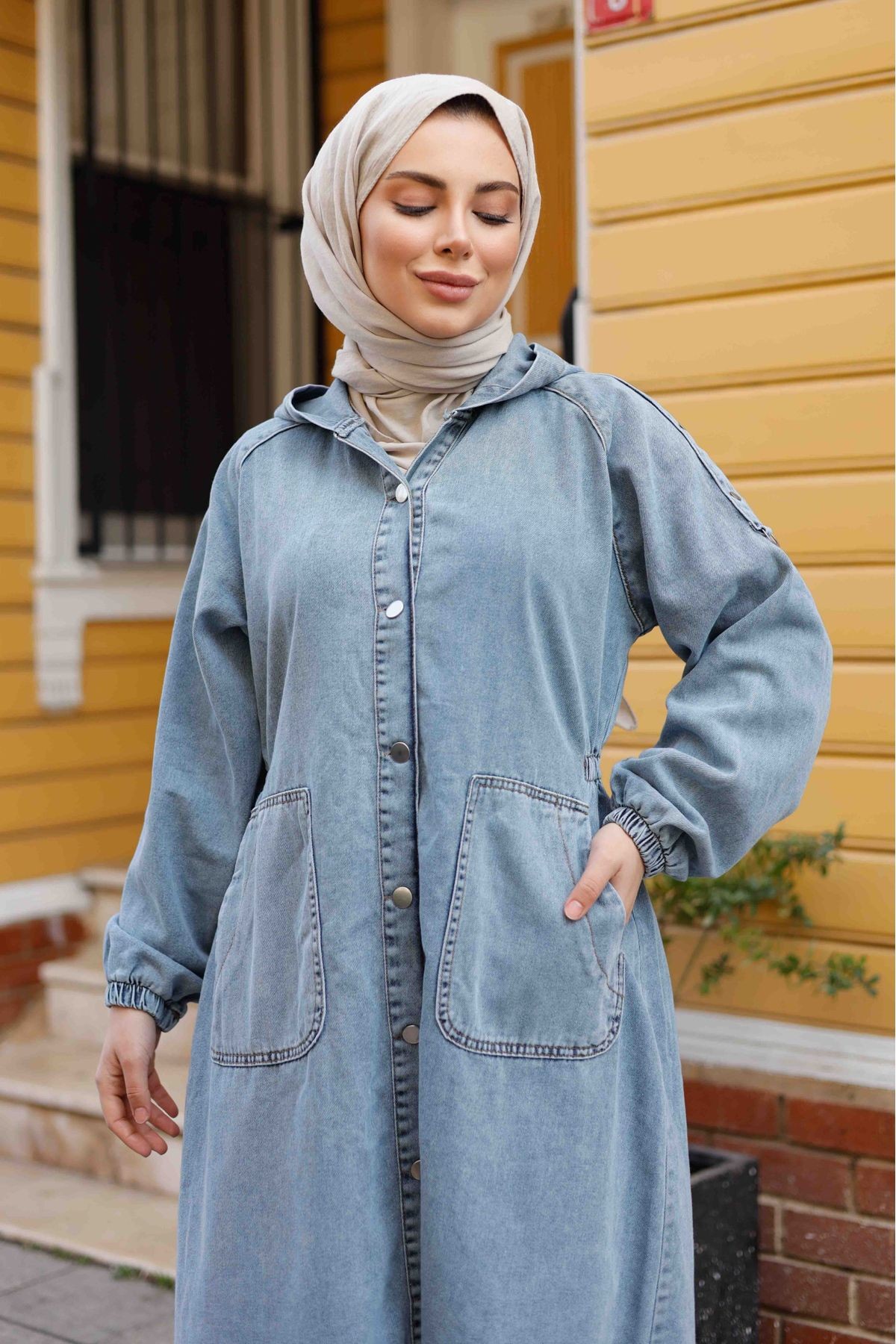 Kadın Beli Büzgü Detaylı Denim Kot Kap