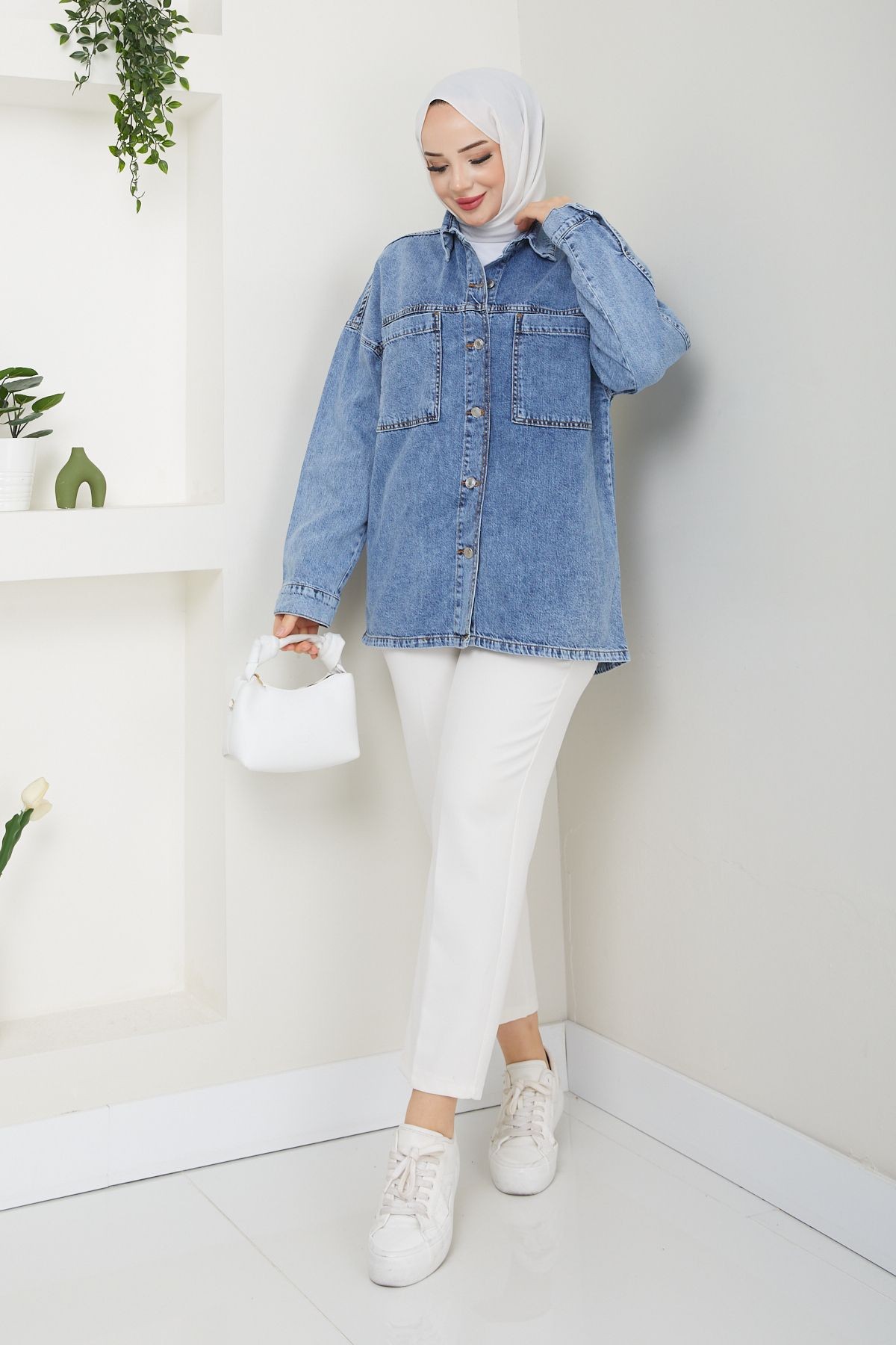 Kadın Oversize Mavi Denim Kot Gömlek Ceket