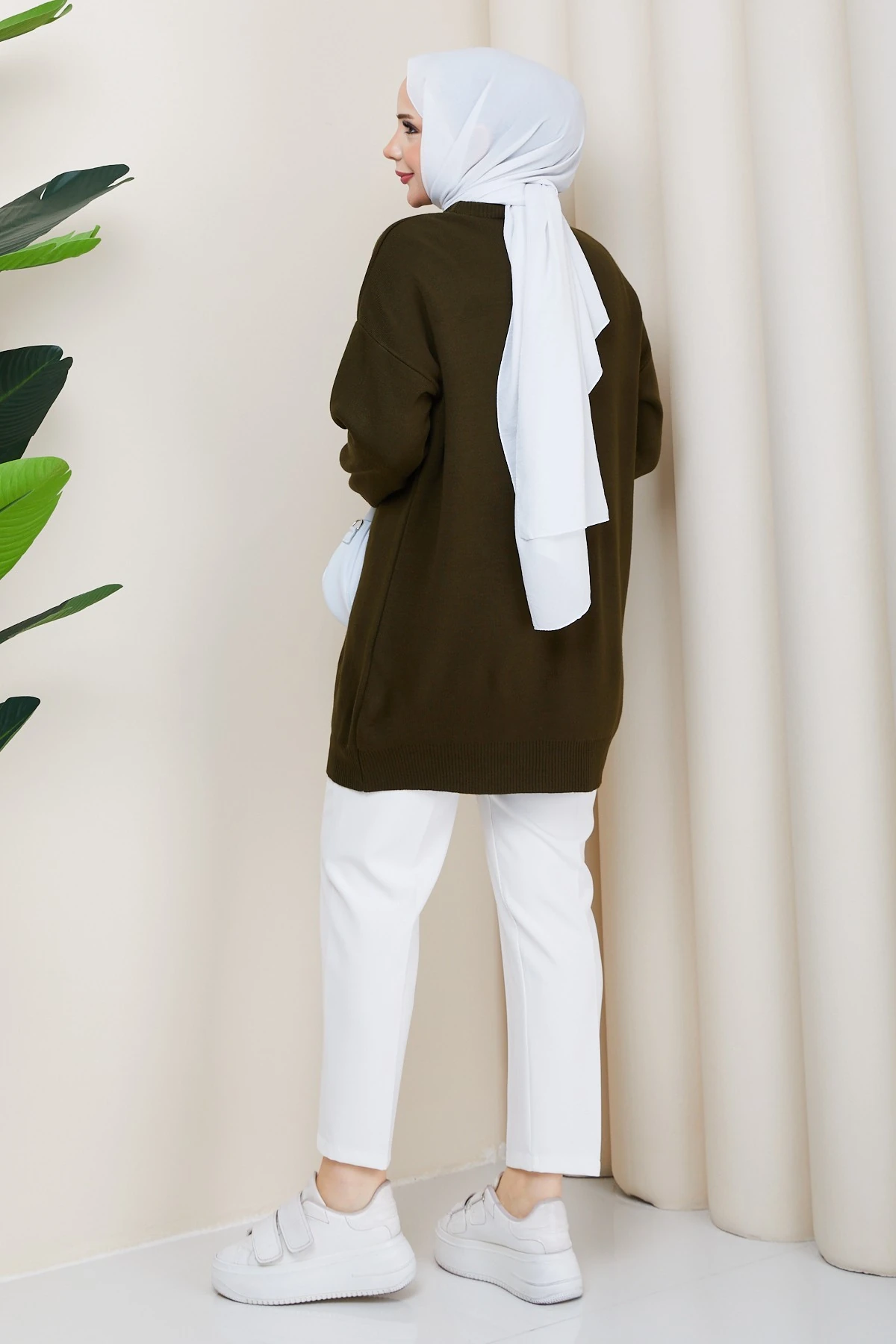 Kadın Bisiklet Yaka Fularlı Triko Tunik