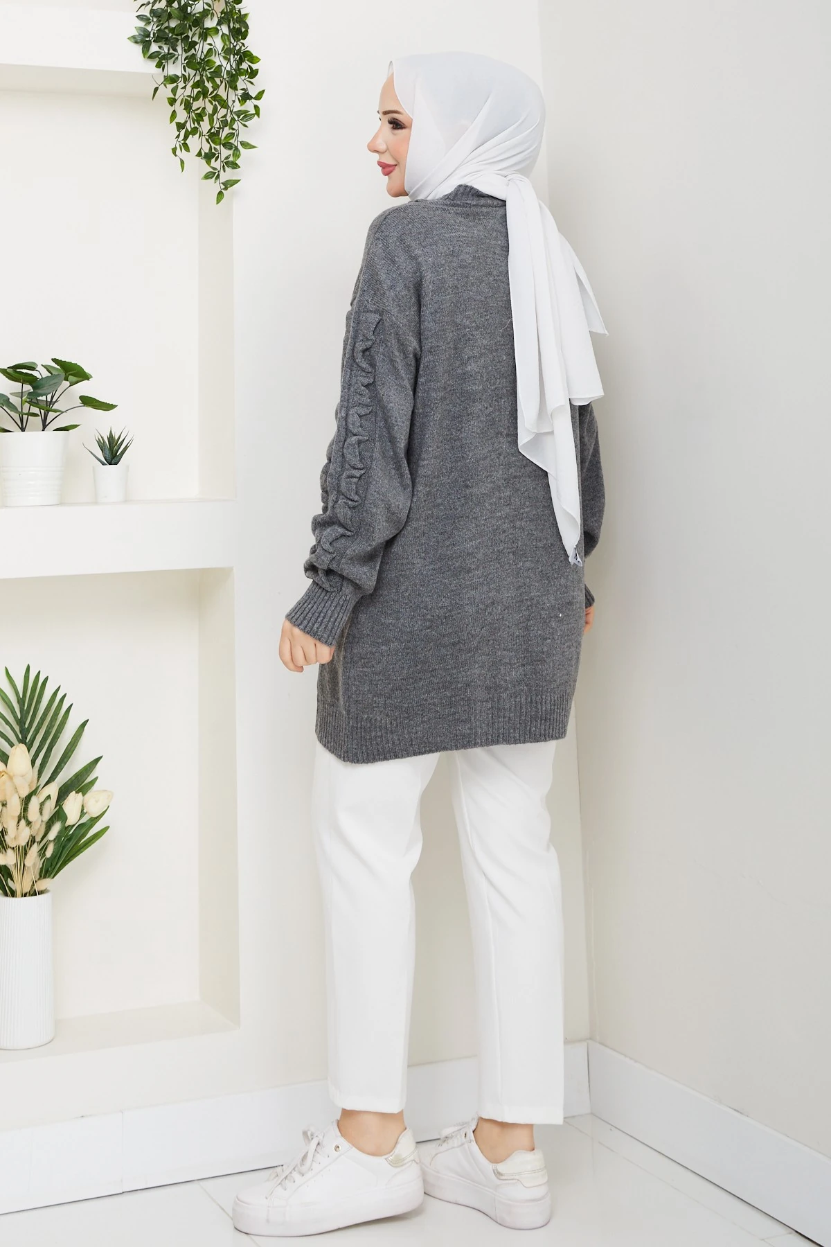 Kadın Fırfır Detaylı Kazak