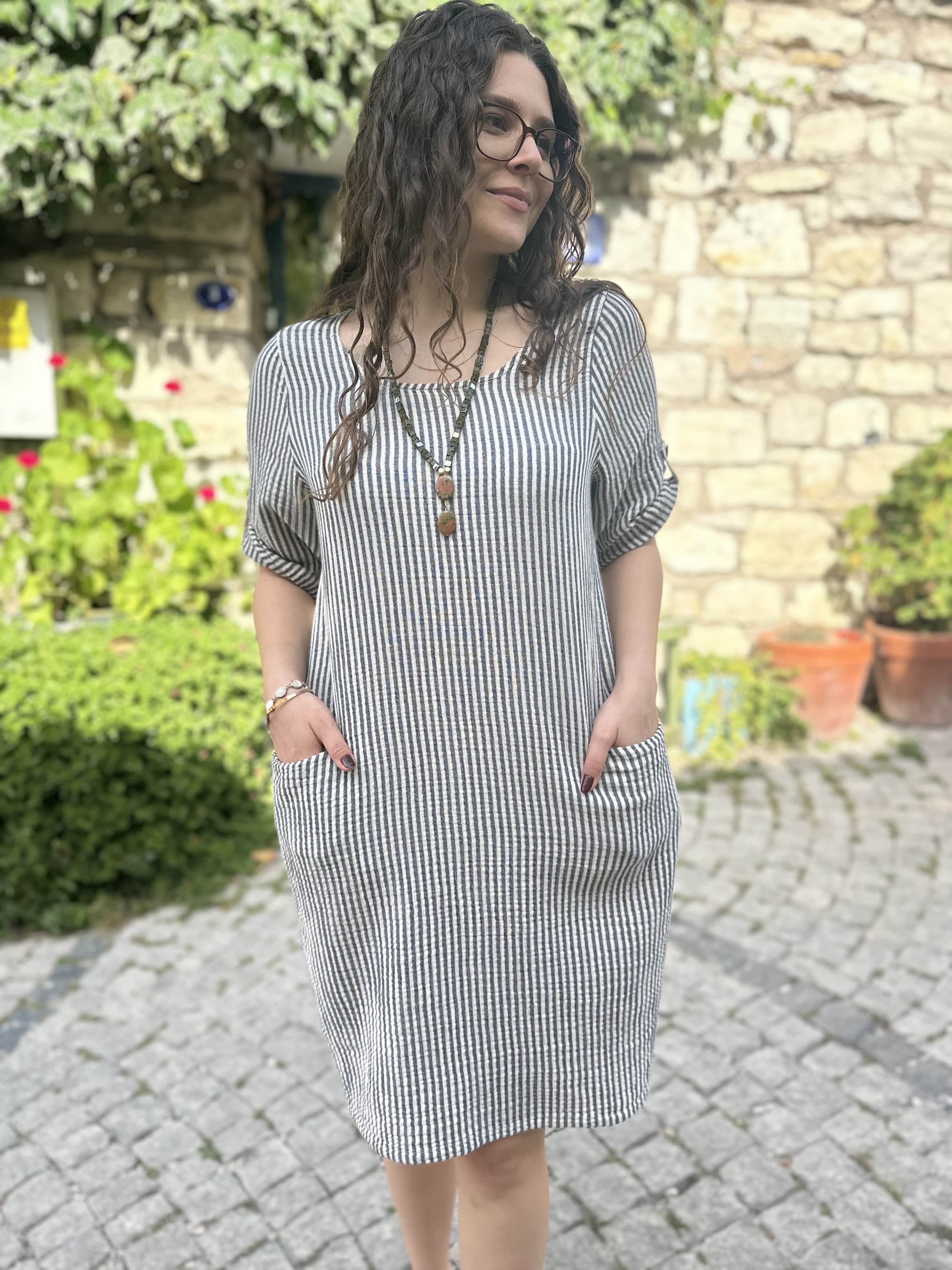 Çizgili Yarım Kollu Elbise 