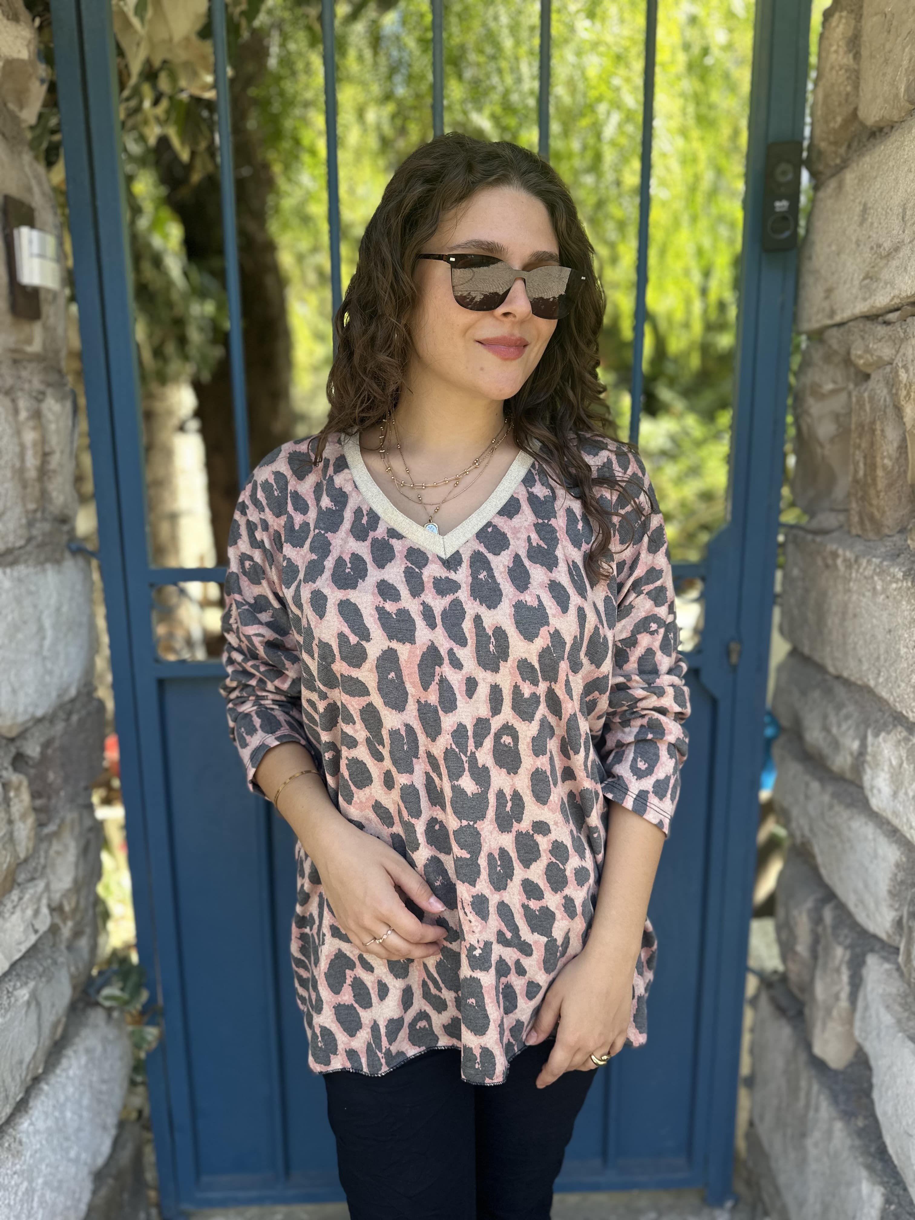 Leopar Desen V Yaka Simli Bluz 25134 - Pudra