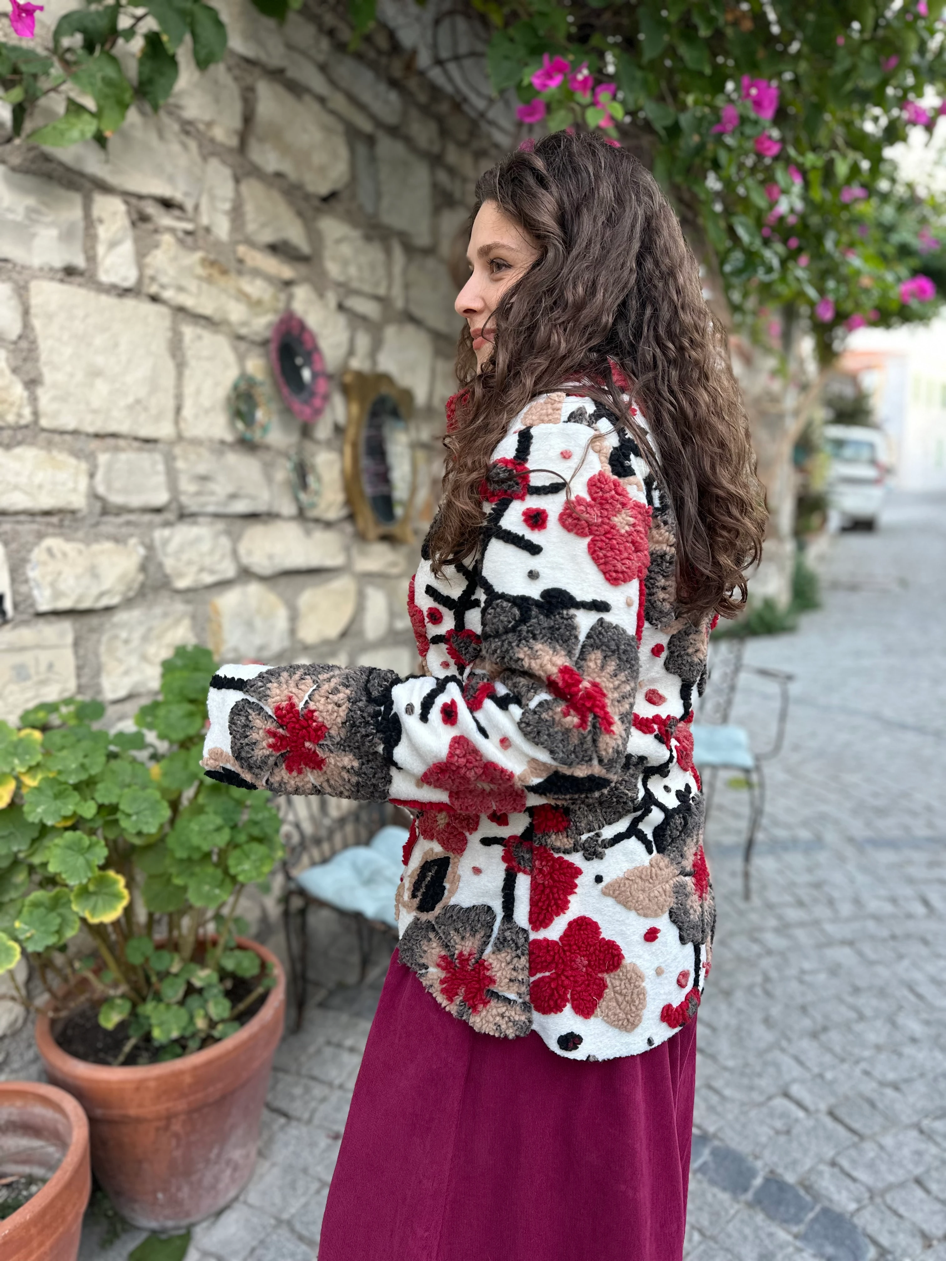 Yaprak Desen Asimetrik Kesim Keçe Şallı Kap 5907