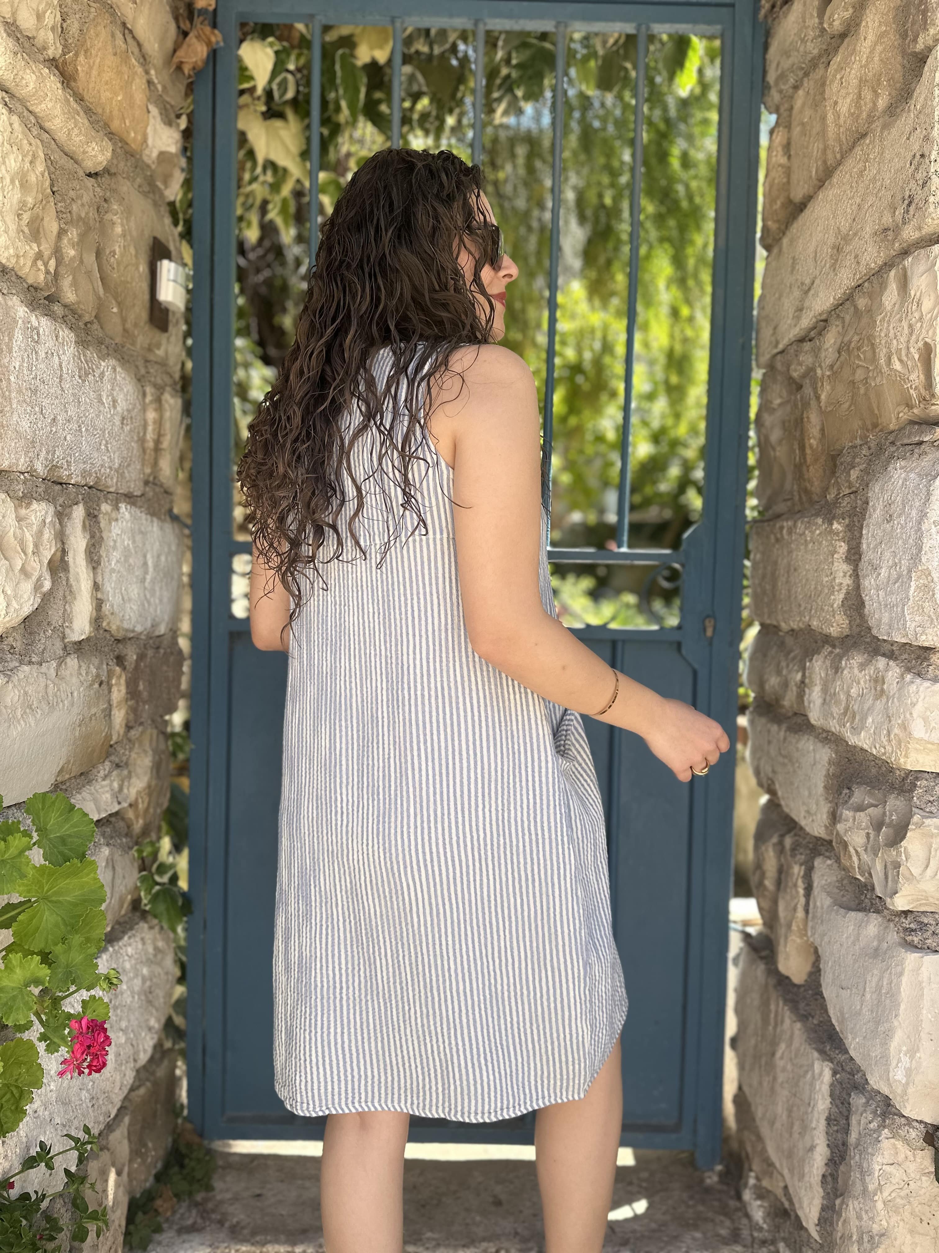Çizgili Kolsuz Buldan Elbise 