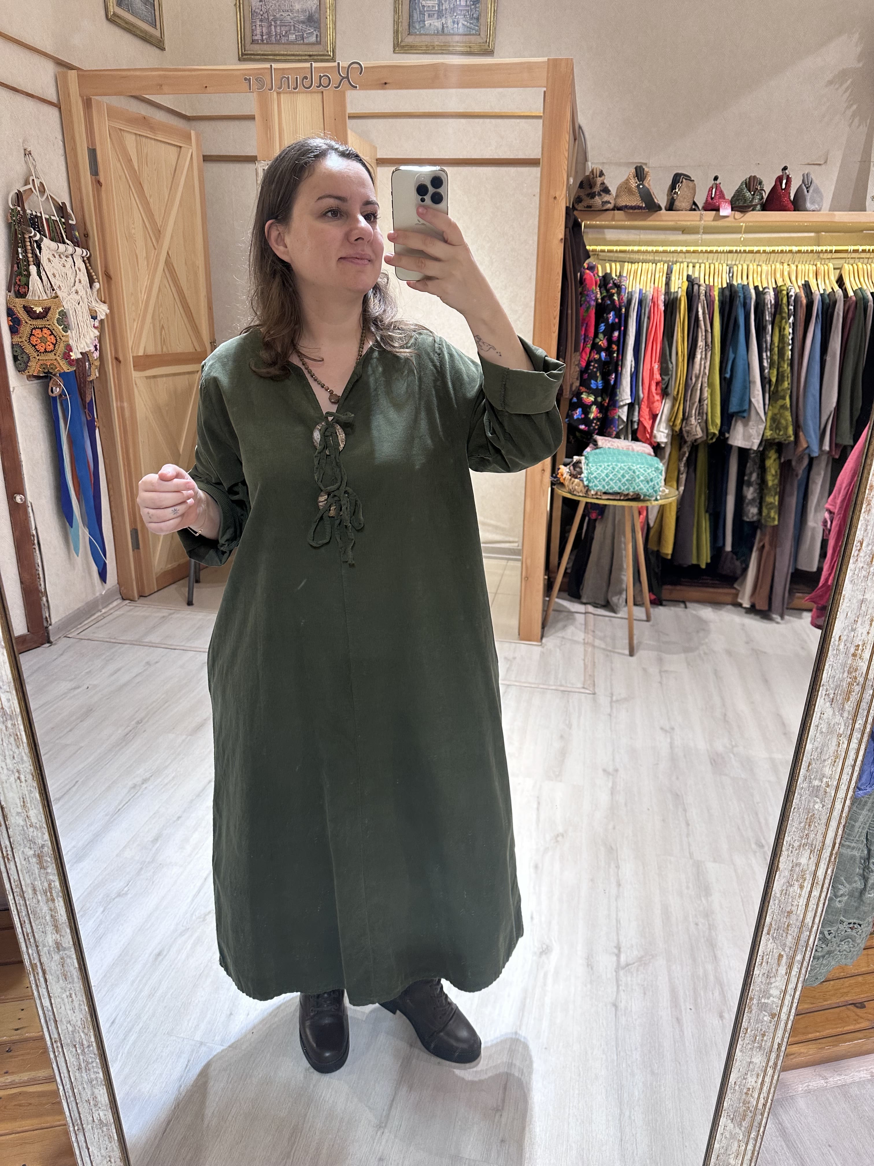 Büyük Düğme Detay İtalyan Kadife Elbise 24202 - Yeşil