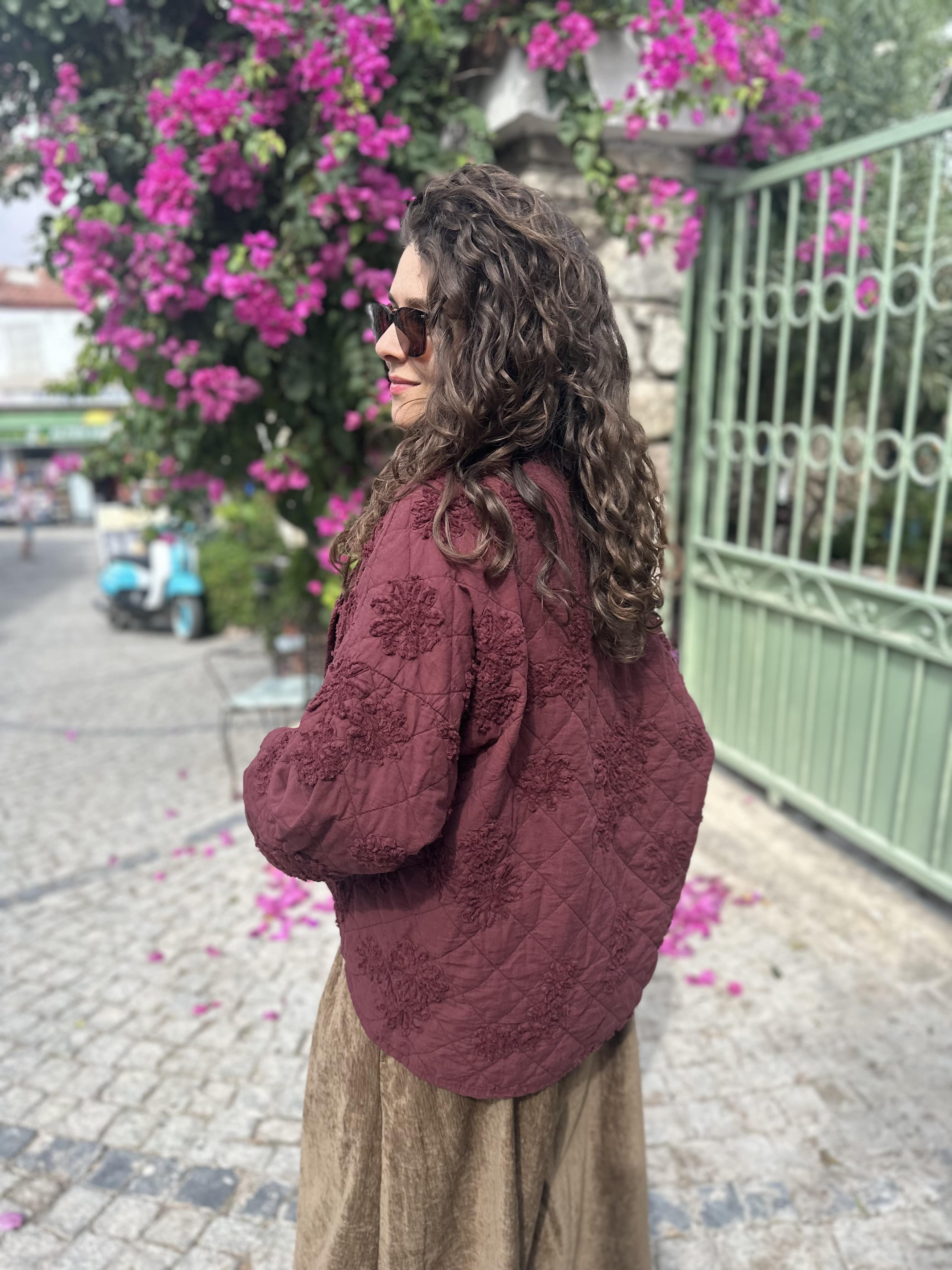 Çiçek Kabartma Şal Yaka Mont 2466 - Bordo