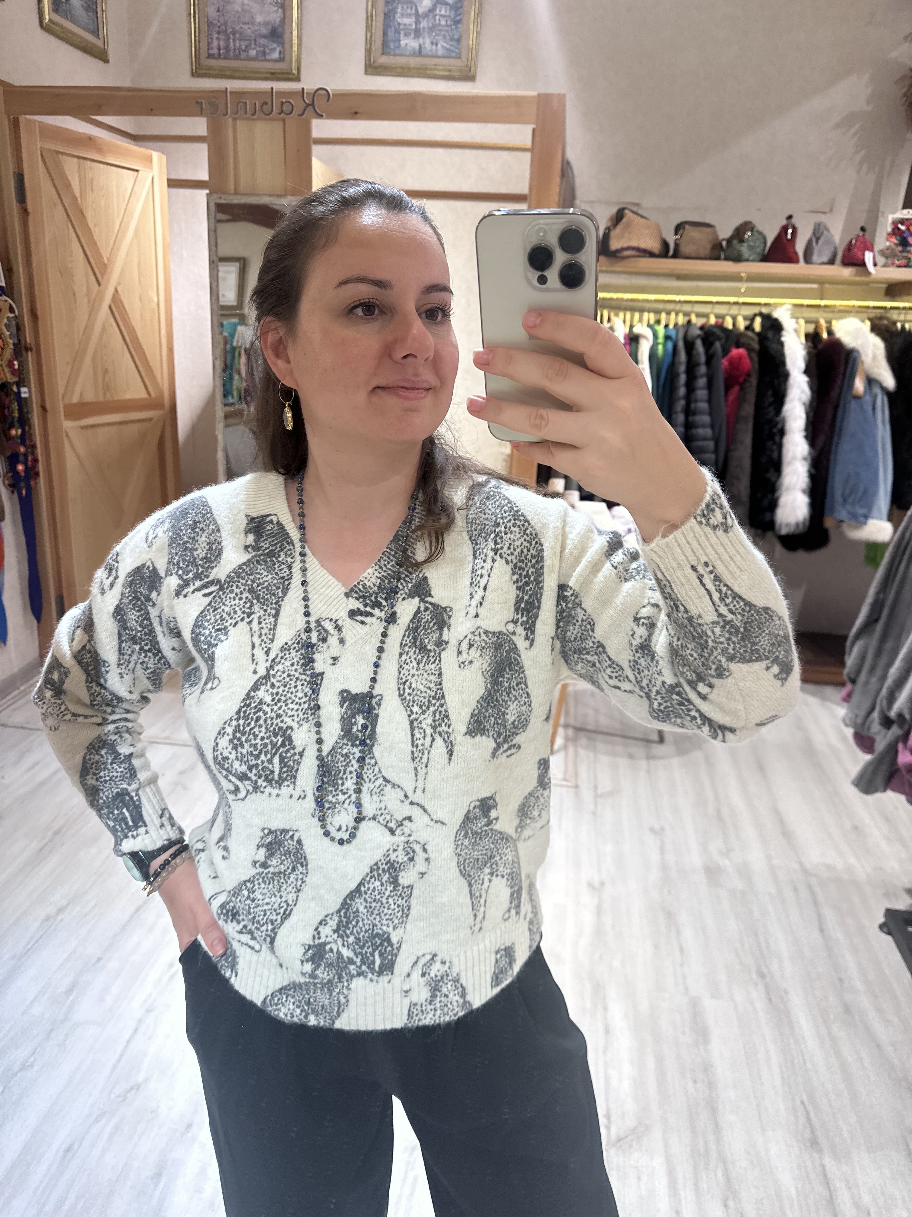 Leopar Baskılı Yünlü Kazak J829 - BEJ