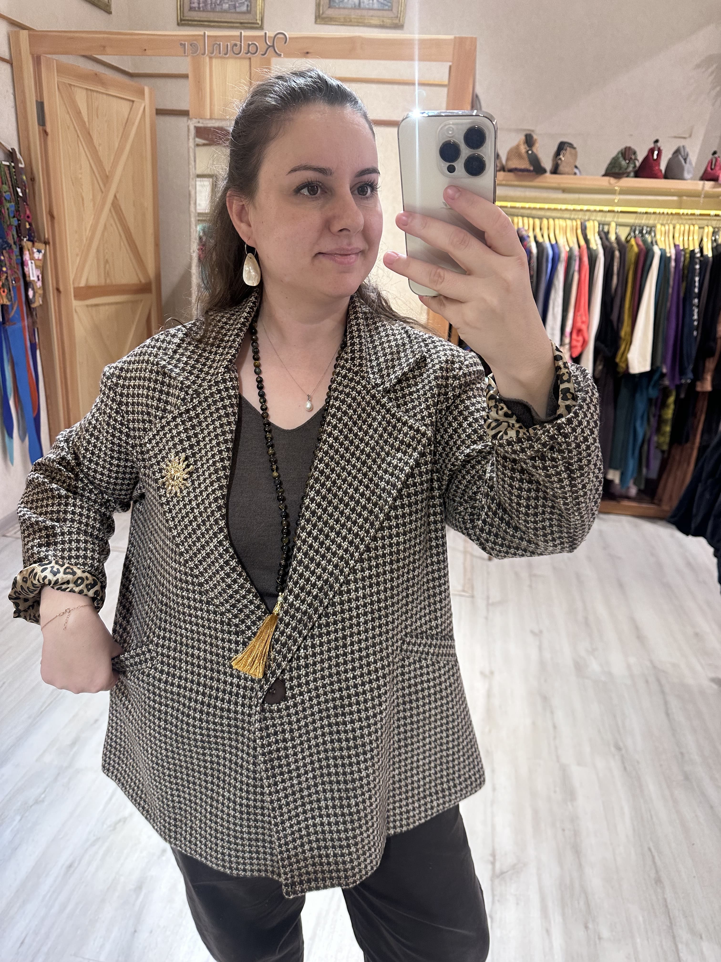 Güneş Broşlu Ekoseli Keçe Ceket SN799