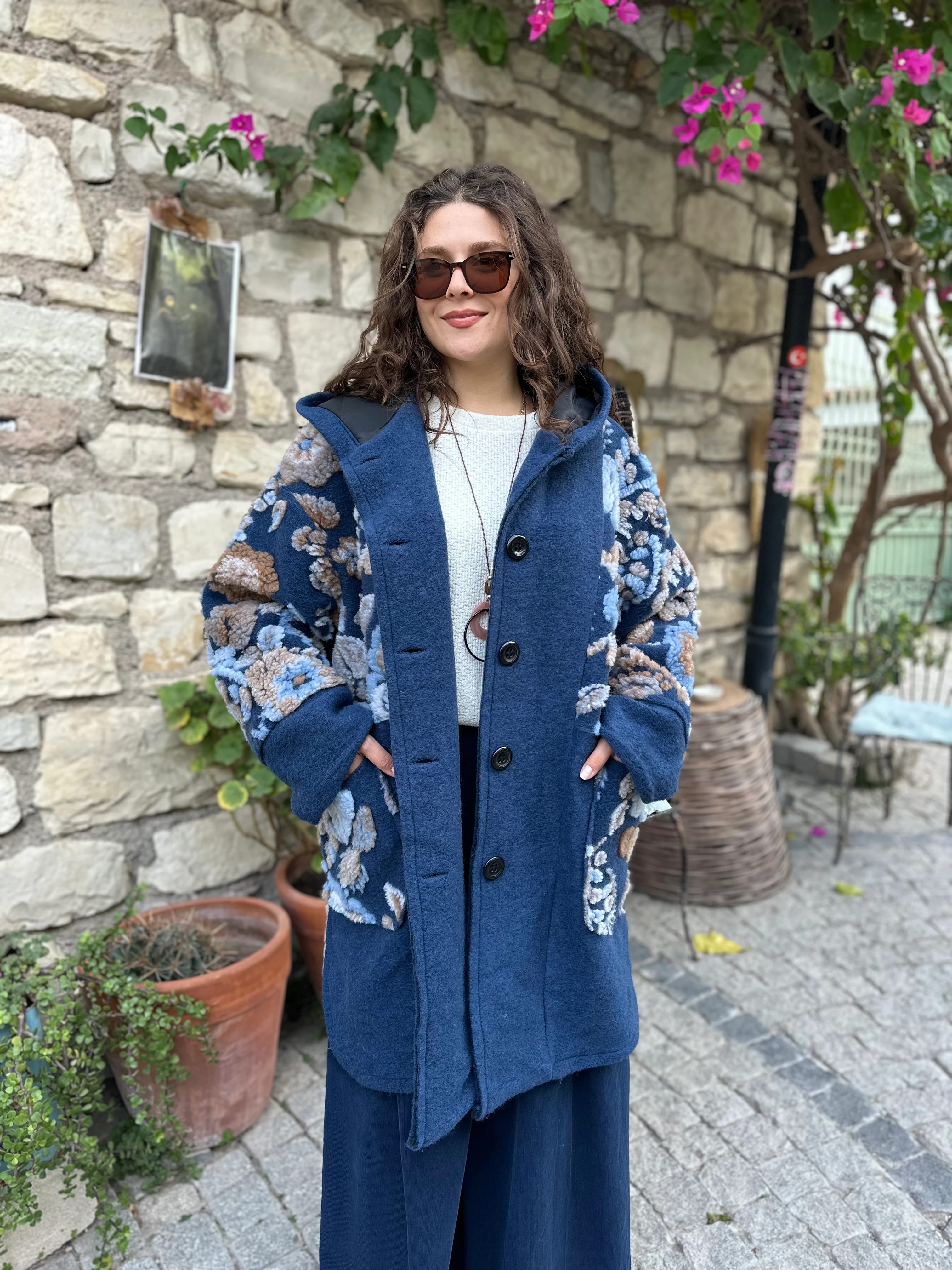 Yaprak Desen Astarlı Keçe Kaban A0017