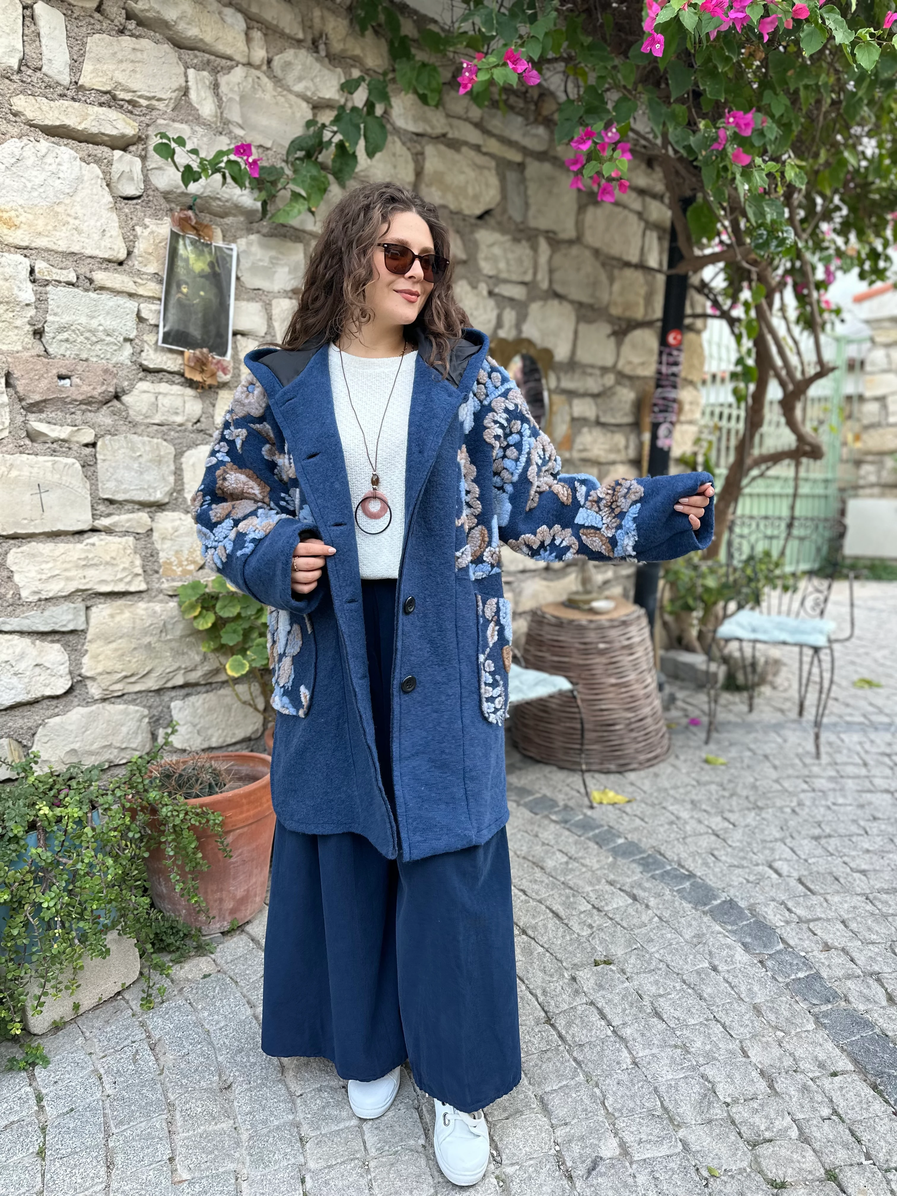 Yaprak Desen Astarlı Keçe Kaban A0017