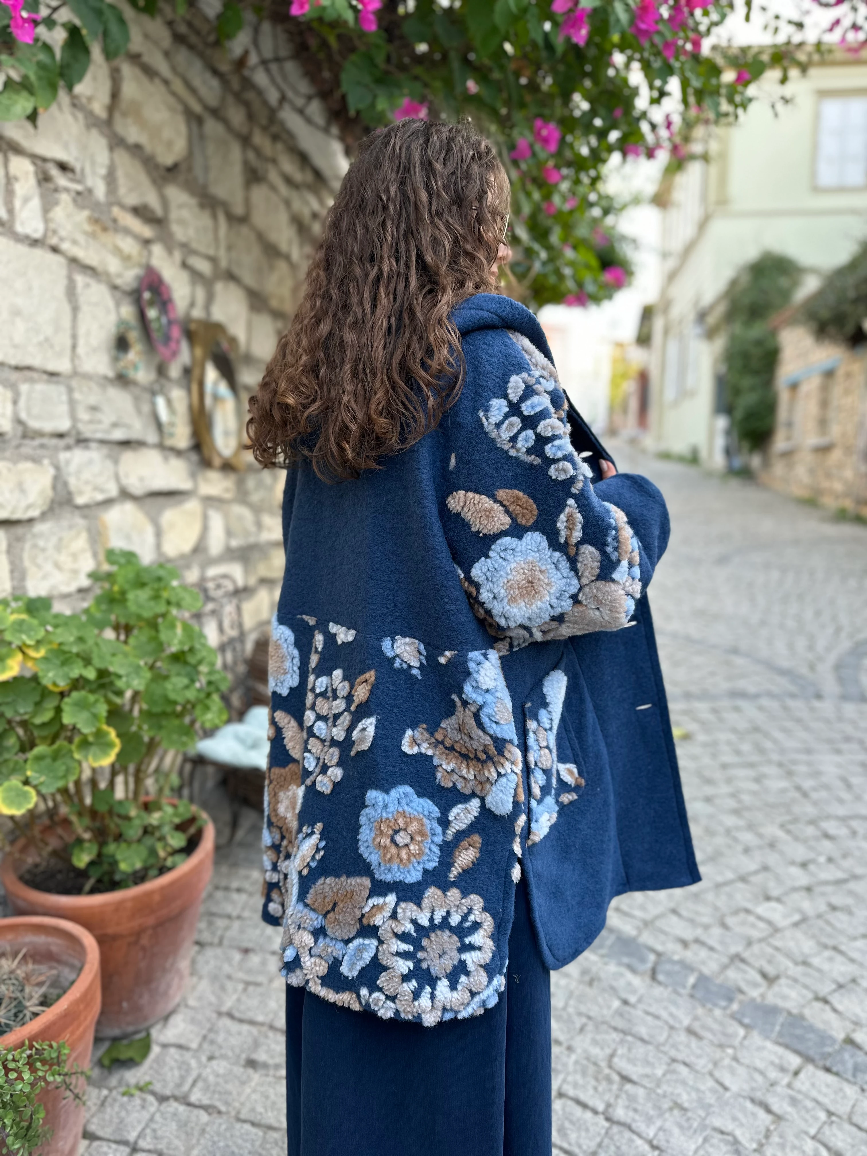 Yaprak Desen Astarlı Keçe Kaban A0017